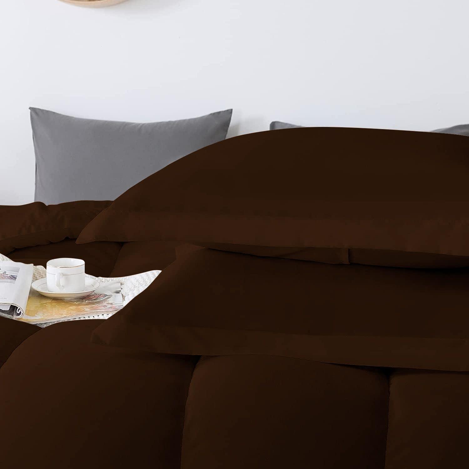 5 PC Straight Line Pattern Comforter Set Premium Super Soft 600 GSM All Season | 1000 Thread Count | 100% Egyptian Cotton ( Full/Queen Size, Chocolate Color)