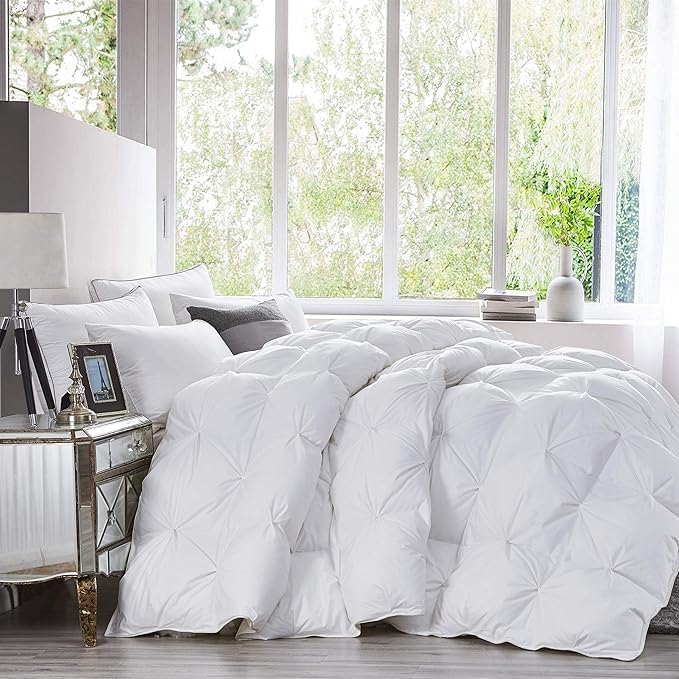 Premium All-Season Full Size Luxury Siberian Goose Down Pinch Pleated Comforter Duvet Insert 1200 Thread Count 100% Egyptian Cotton Down Feather Comforter (Full, White)