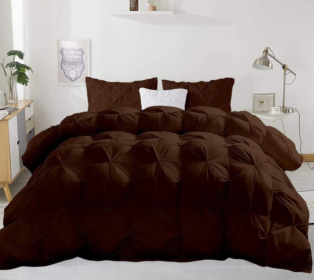 Pinch Pleated Soft 400 GSM All Season Chocolate 5 Piece Queen Size Comforter Set (Comforter + 4 Pillowcases) 600 Series Egyptian Cotton Comforter Bedding Set