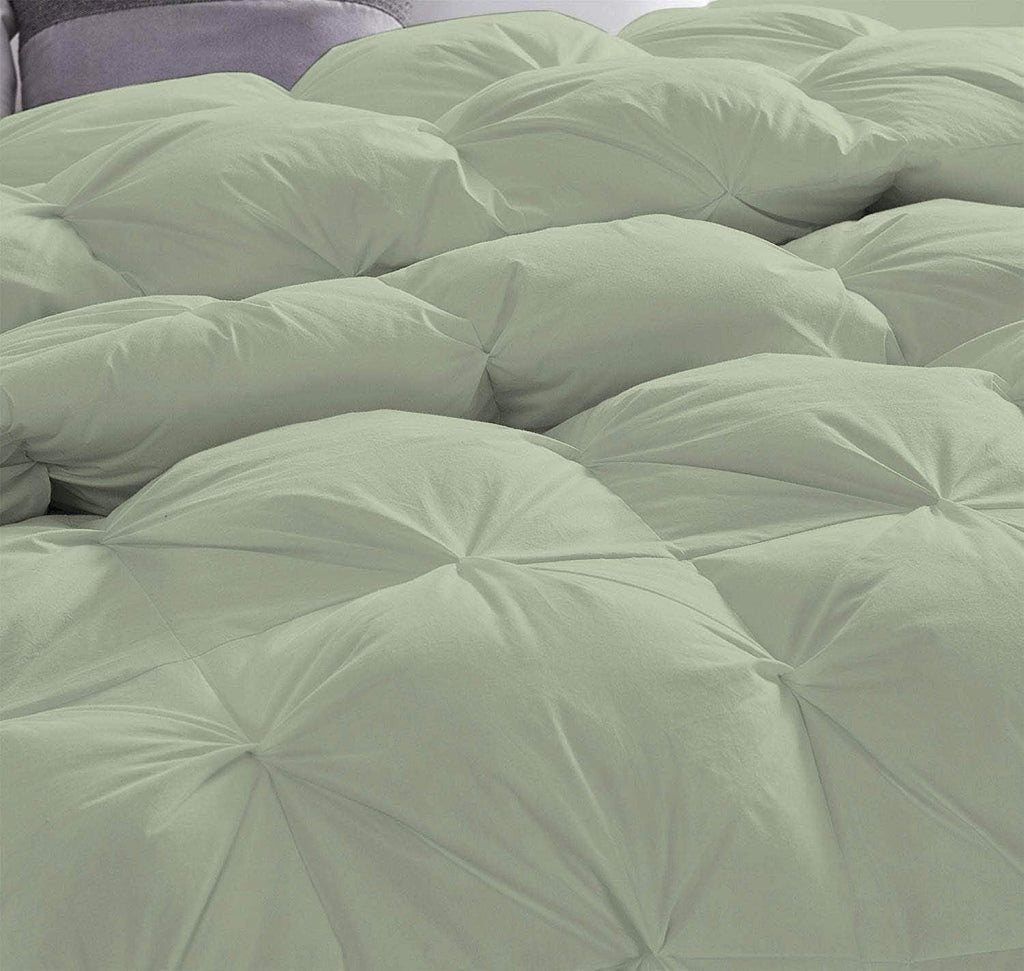 Pinch Pleated Soft 400 GSM All Season Moss 5 Piece Queen Size Comforter Set (Comforter + 4 Pillowcases) 600 Series Egyptian Cotton Comforter Bedding Set