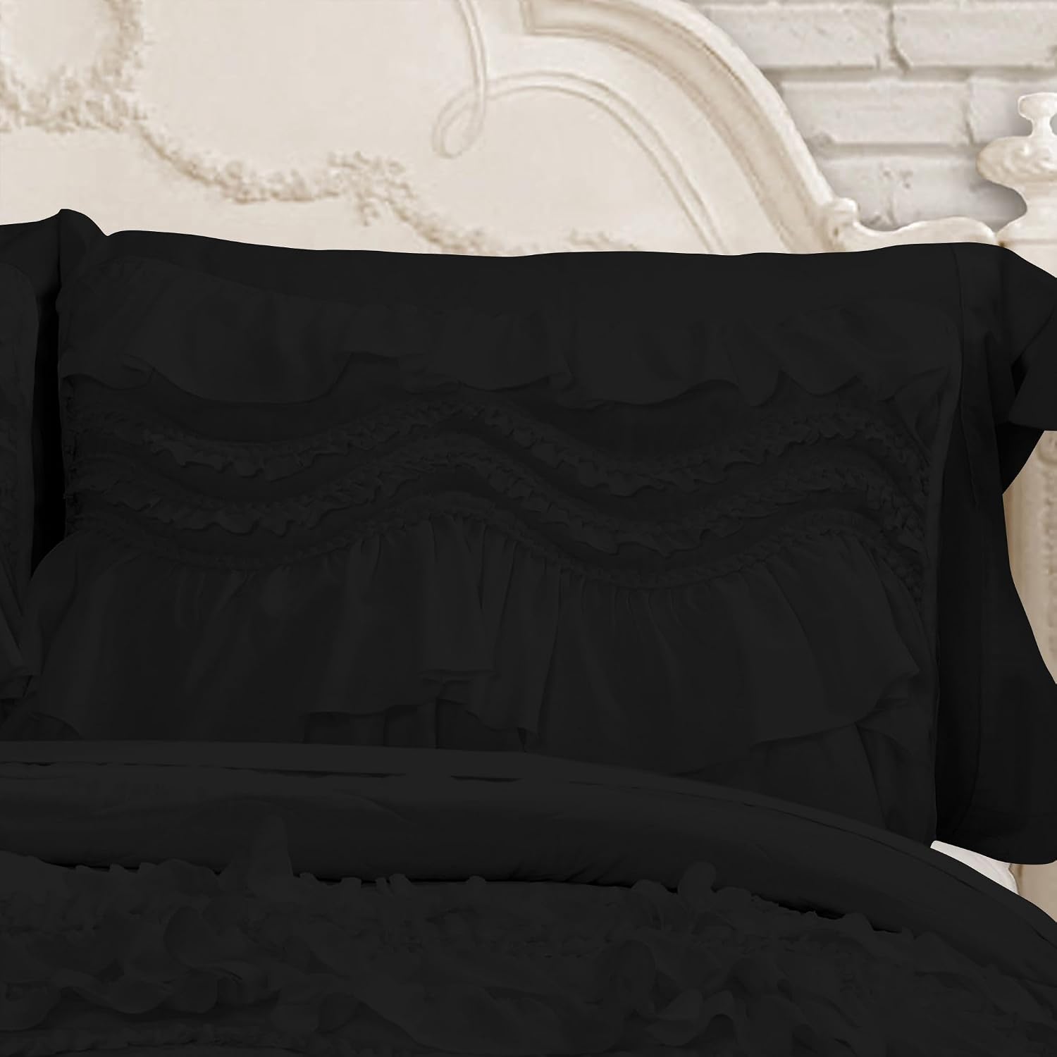 100% Egyptian Cotton, 550 GSM Microfiber Filled Quilt Ruffled Textured 3 Piece Full/Queen Size Comforter Set, Black