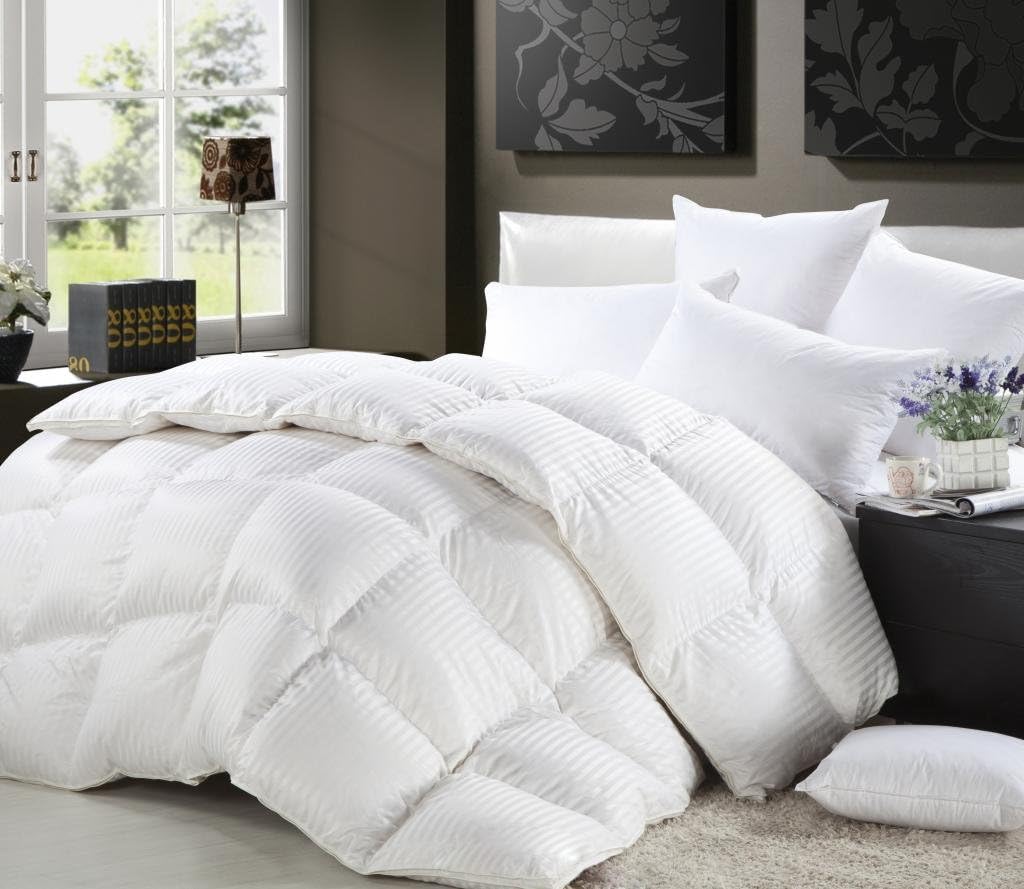 Queen Size Luxurious 1000 Thread Count Siberian Goose Down Comforter, 100% Egyptian Cotton Cover, Damask Stripe White Color, 750 Fill Power, 50 Oz Fill Weight