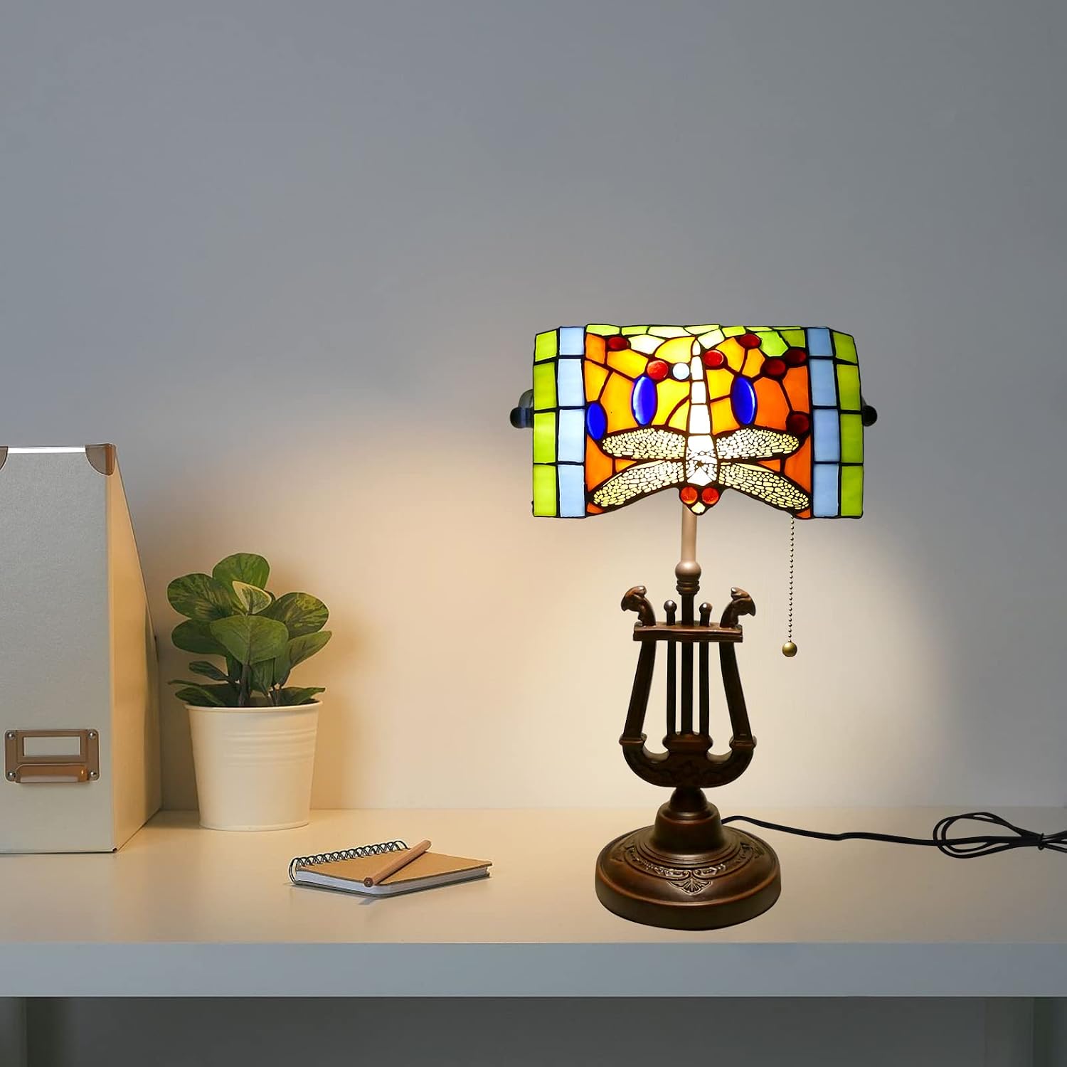 Tiffany Lamp Stained Glass Table Lamp 10 * 16 Inches Dragonfly Style Desk Reading Light