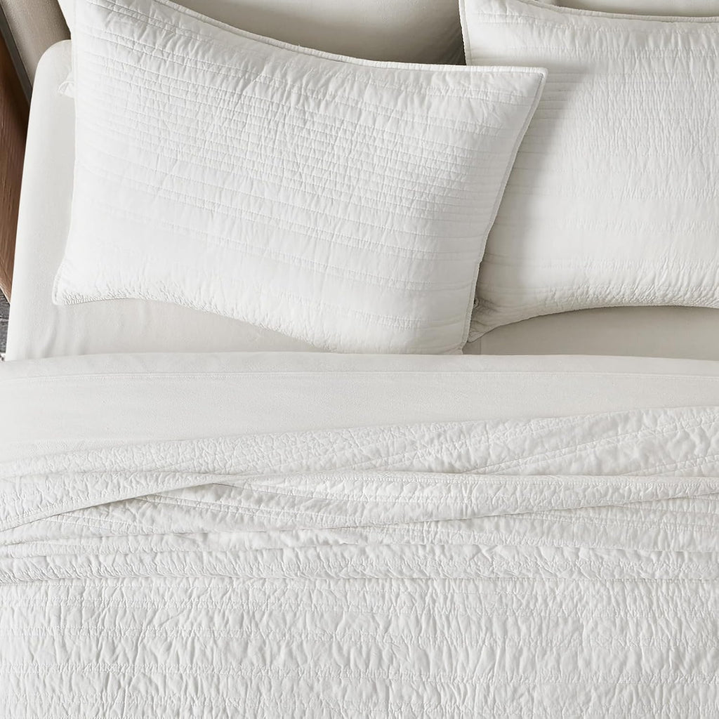 EVERGRACEHOME 100% Cotton Modern Lines Quilt Set Oversized King, Pre-Washed Soft Striped Coverlet Bedspread, 3 Piece Lightweight Bedding Set for All Season, with 2 Pillow Shams, Bright White