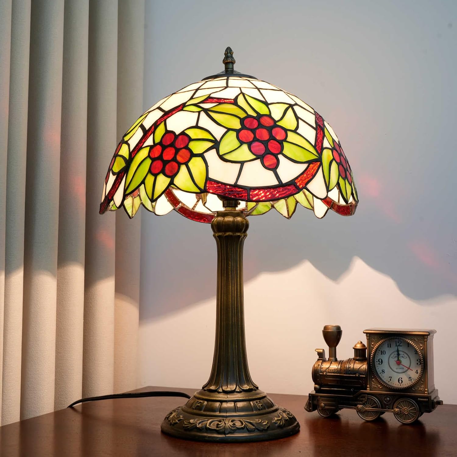 Tiffany Style Table Lamp with Green Leaf Red Grapes Stained Glass Lamp 12 Inch for Bedroom Bedside Lamp Kitchen Living Rooms end Bar Hotel Reading Vintage Art Lampshade Decor LED Desk Light