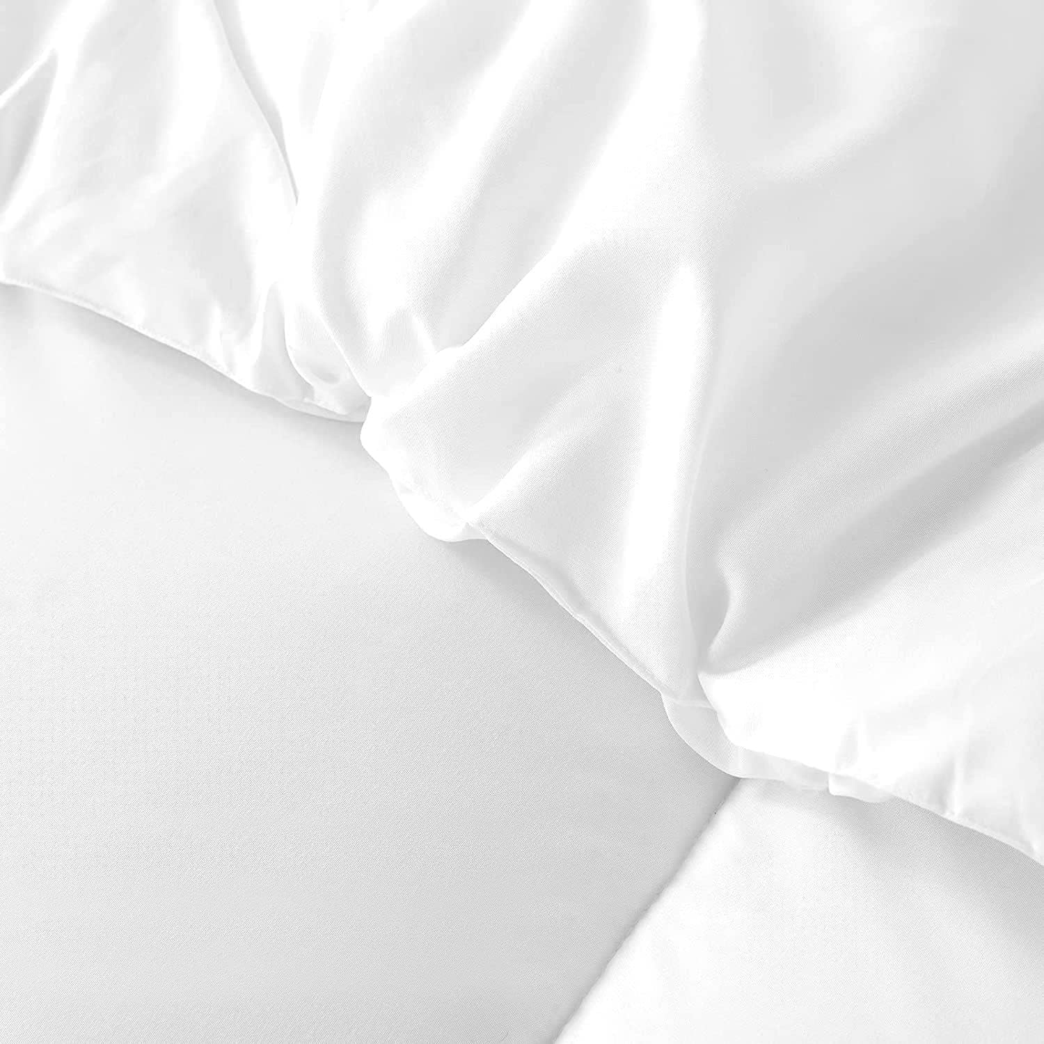 1 PC Straight Line Pattern Comforter Premium Super Soft 600 GSM All Season | 1000 Thread Count | 100% Egyptian Cotton ( Full/Queen Size, White Color)