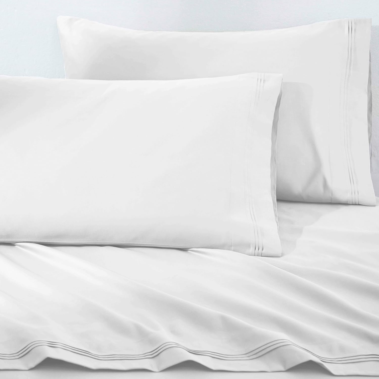 Superior Egyptian Cotton 4 Piece Sheet Set, Luxury 1500 Thread Count, Eco-Friendly, Sustainable Sheets, Ultra-Soft Basics, Solid, Deep Pocket Fitted Sheet, Flat Sheet, Pillowcases, King, White
