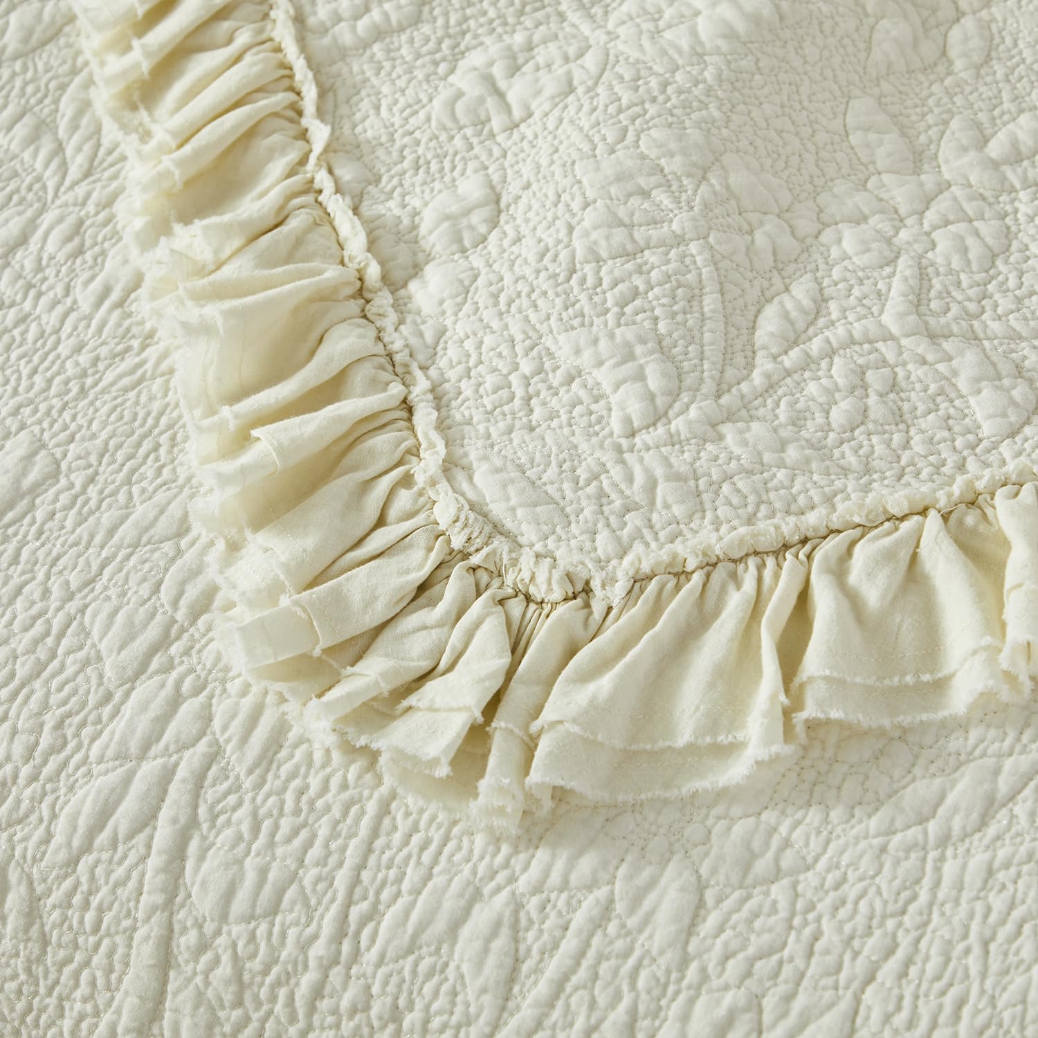 Brandream Cream Yellow White Quilt Set Queen Size Cotton Matelasse Bedding Luxury Ruffle Bedspread 3-Piece