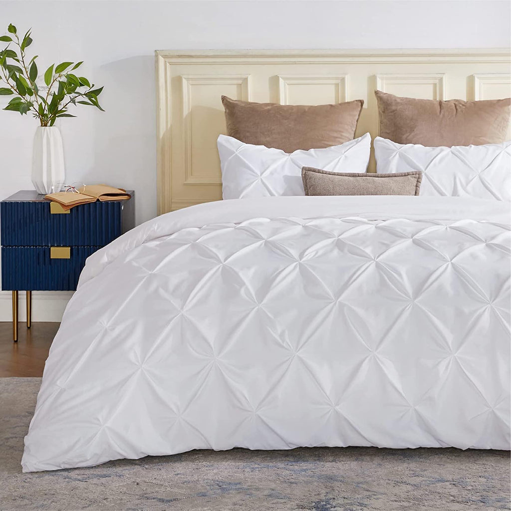 SLEEP-NEST Luxuries Decorative Pinch Pleated Pintuck Duvet Cover Set Oversized King Plus 128x120 Size 3 Piece with Zipper Closure 100% Egyptian Cotton Soft & Cozy, White