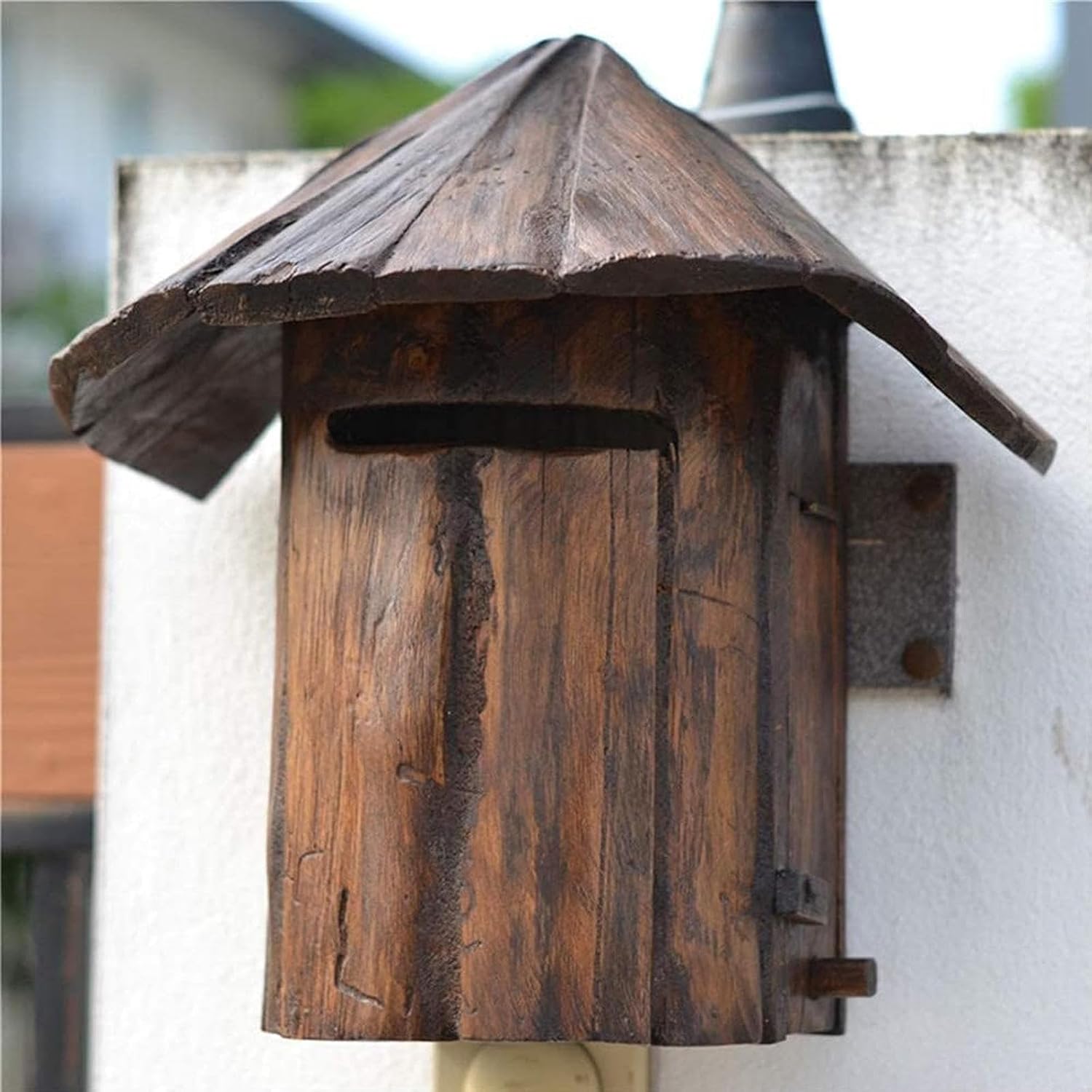 Solid Wood Retro Mailbox Wall-Mounted Mailbox for Outside, Rural Style Wall-Mount Letterboxes for Outdoor Patio Villa