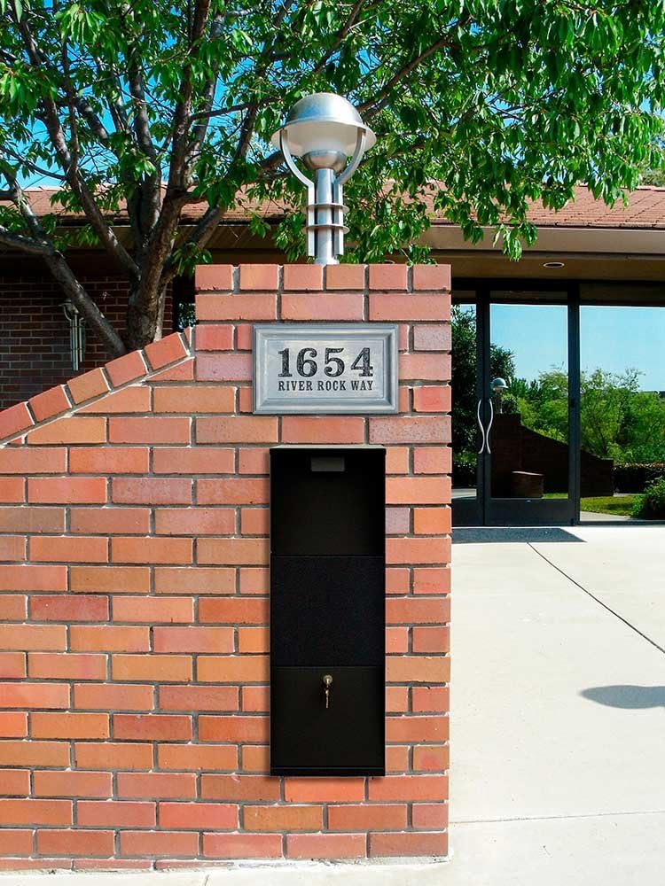 WF-Vacmb Large Capacity Galvanized Steel Locking Post and Column Mount Rust Proof Vacation Mailbox, Black