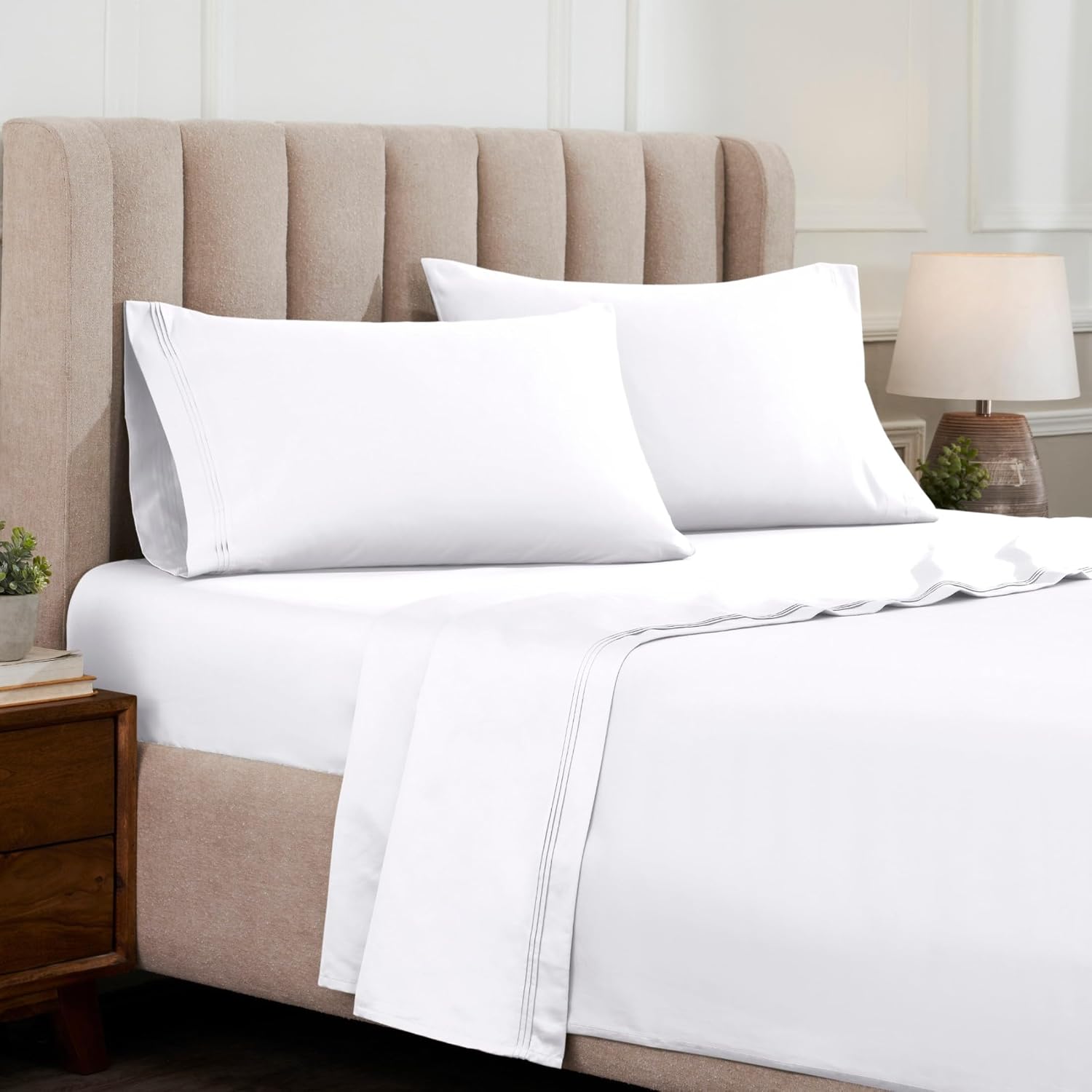 Superior Egyptian Cotton 4 Piece Sheet Set, Luxury 1000 Thread Count, Modern Design, Sustainable Sheets, Soft Basics, Solid, Deep Pocket Fitted Sheet, Flat Sheet, Pillowcases, Olympic Queen, White