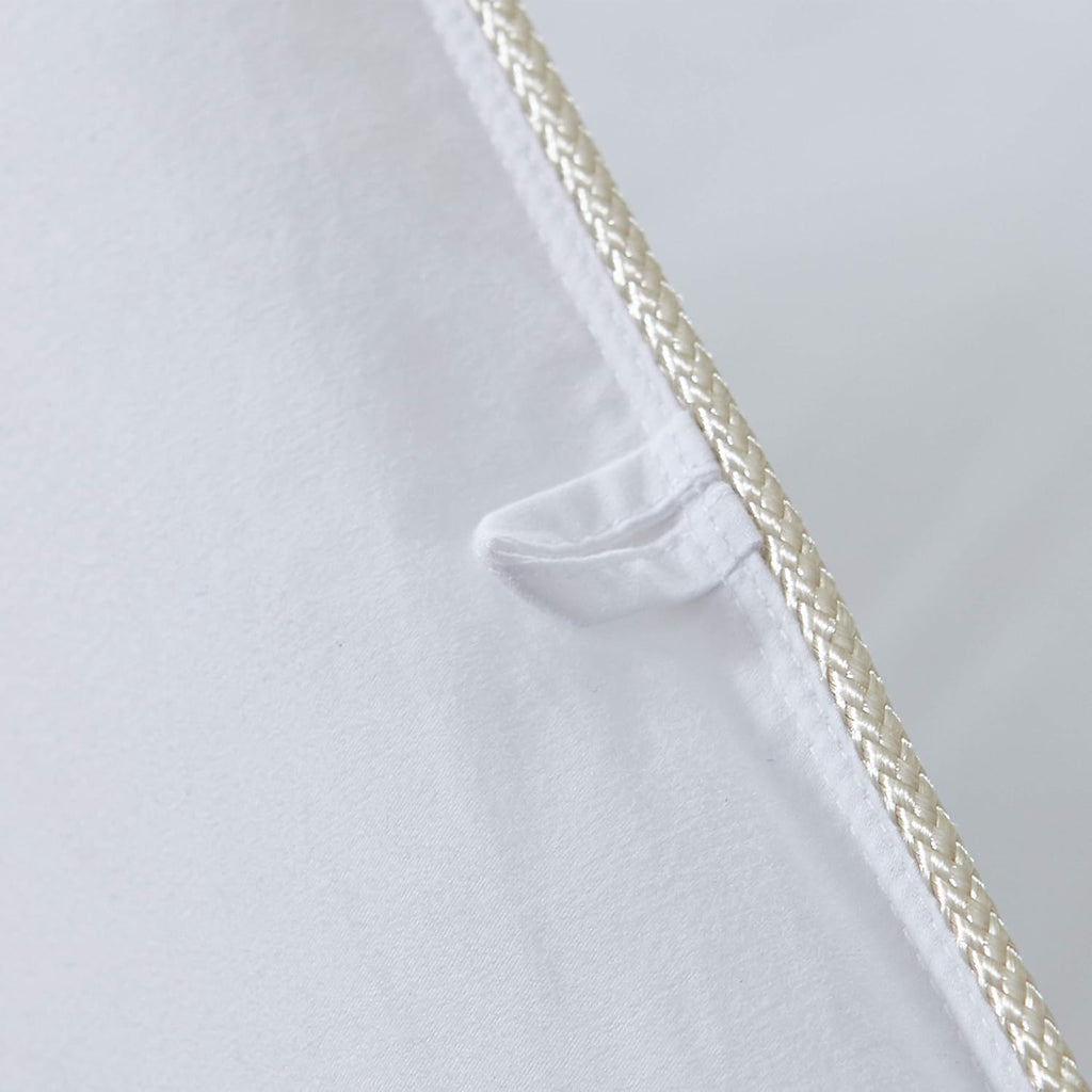 600-Thread-Count Egyptian Cotton Goose Down Comforter, 55 oz. Fill Weight, Baffle Box Design - Solid White (Queen Size)