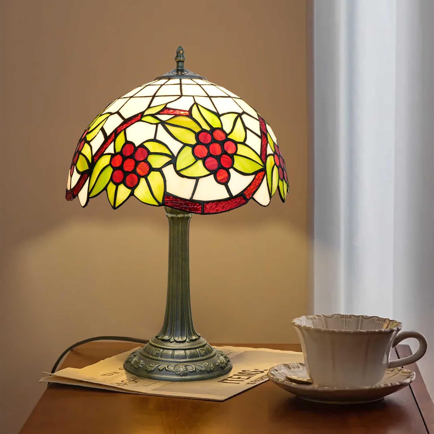 Tiffany Style Table Lamp with Green Leaf Red Grapes Stained Glass Lamp 12 Inch for Bedroom Bedside Lamp Kitchen Living Rooms end Bar Hotel Reading Vintage Art Lampshade Decor LED Desk Light
