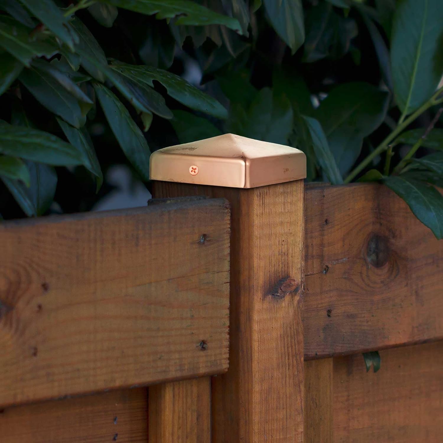 Tandefio 16 Pcs 6x6'' Solid Copper Post Caps Fence Pyramid Decking Caps with Screw for Metal Wood Cedar Fence Deck Corridors Mailbox Posts End Cover