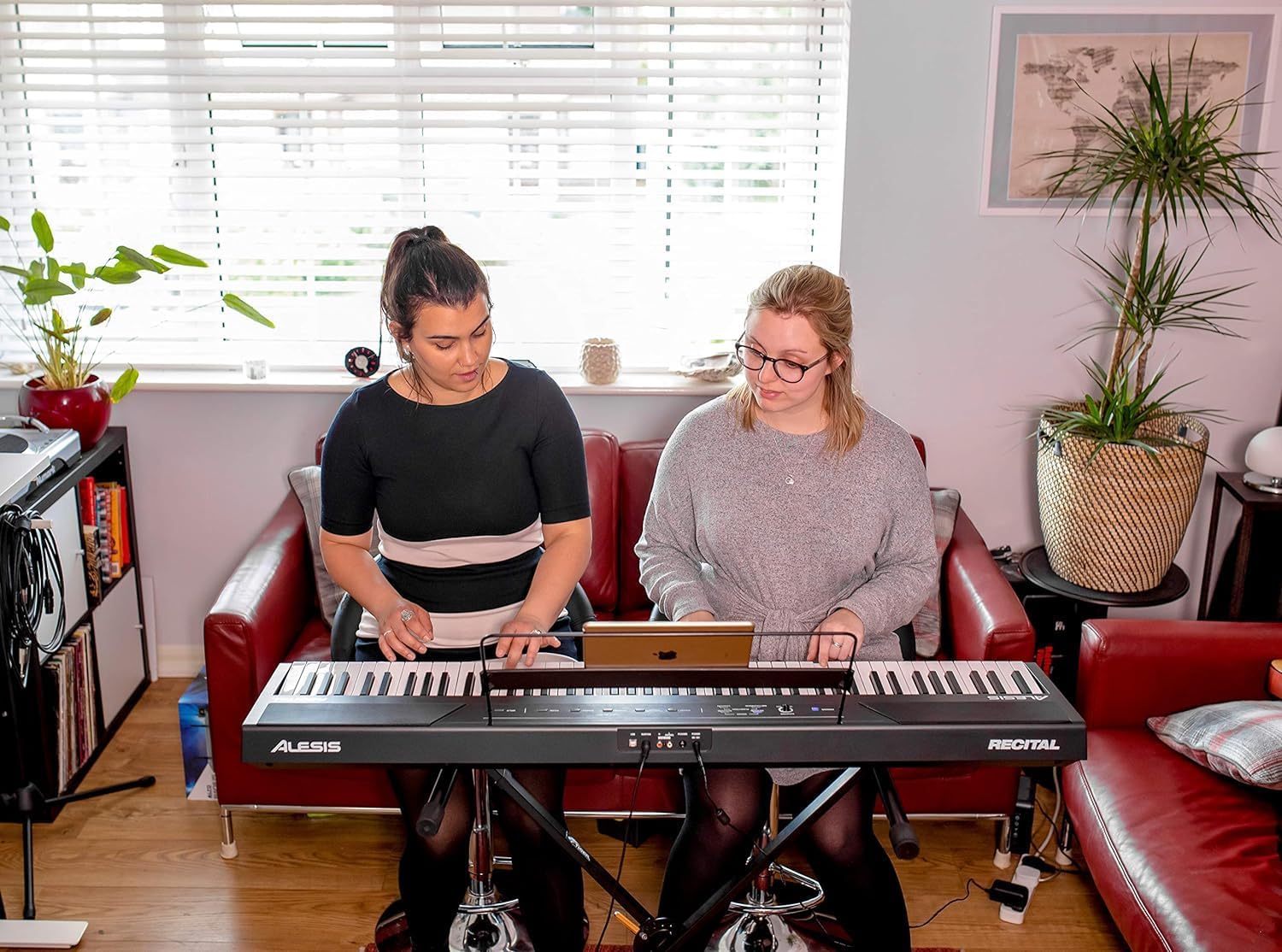 Alesis Recital - 88 Key Digital Piano Keyboard with Semi-Weighted Keys, 2x20W Speakers, 5 Voices, Split, Layer and Lesson Mode, FX and Piano Lessons