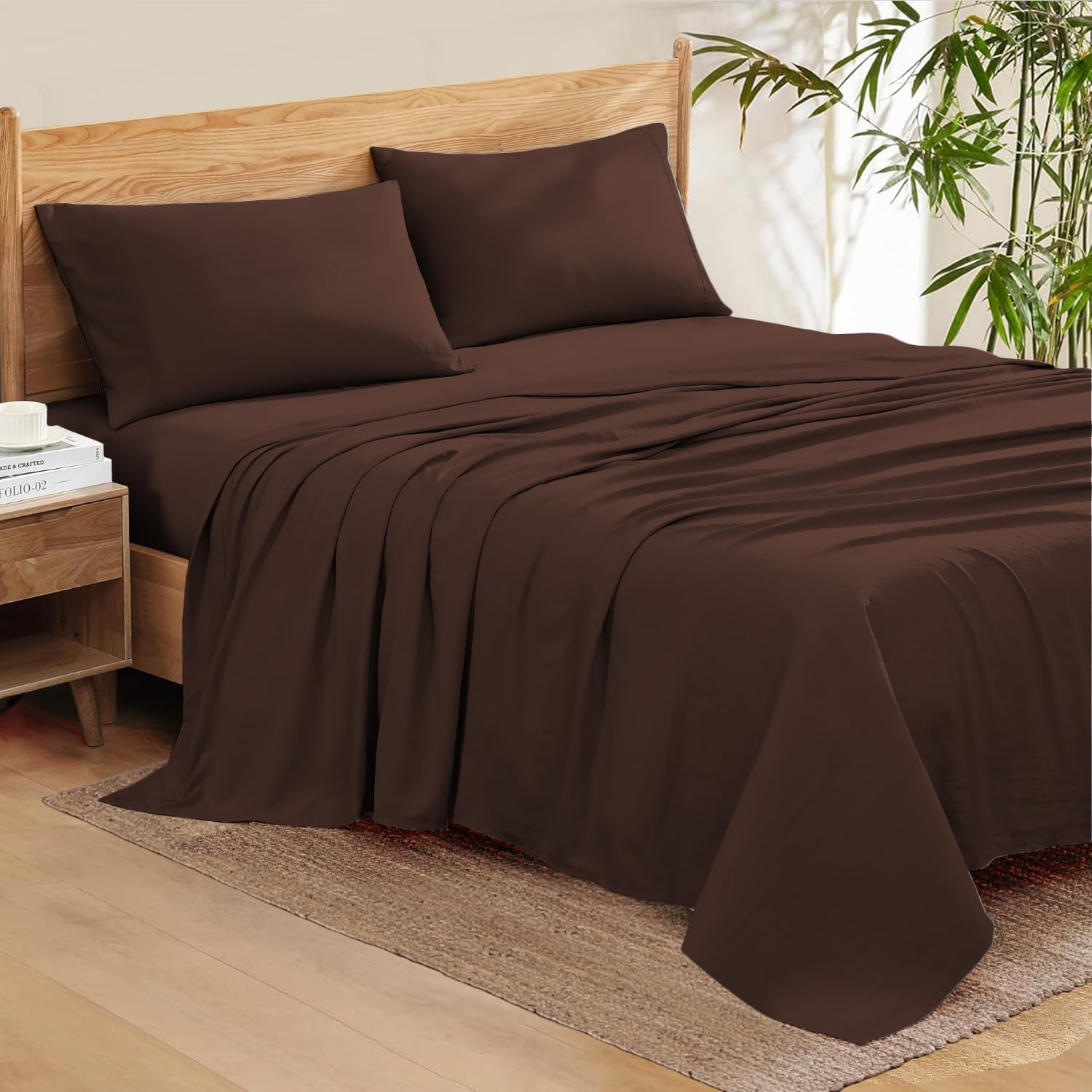 1000 Series - 100% Egyptian Cotton Sheet Set Soft & Comfy Breathable Hotel Quality Luxury Bedding -Queen Size Fits Mattress Up to 18-20' Deep (Solid, Chocolate)