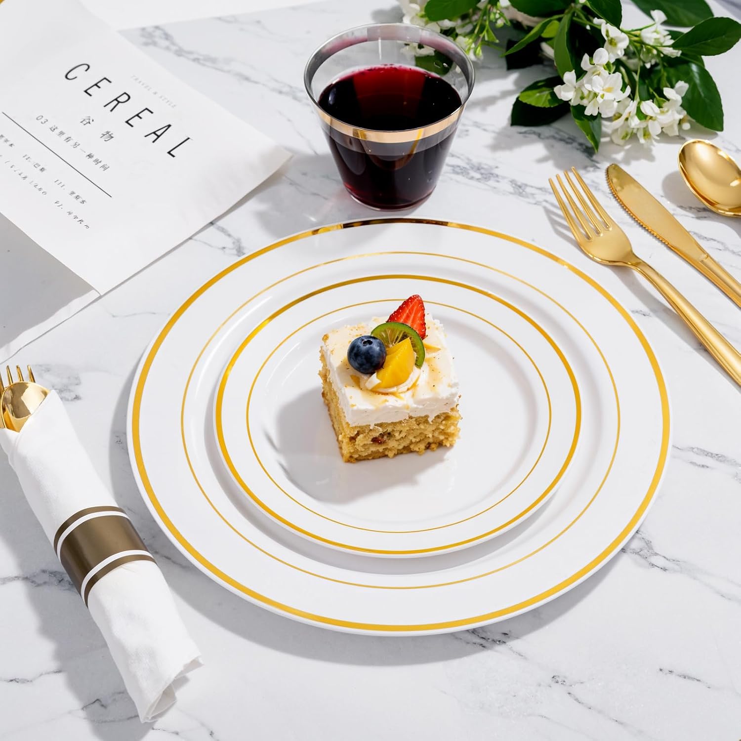 WELLIFE 700 Pcs Gold Plastic Plates for 100 Guests - Disposable Dinnerware Set,Party Supplies Includes 200 Gold Plates,300 Plastic Silverware,100 Napkins,100 Cups for Party and Wedding
