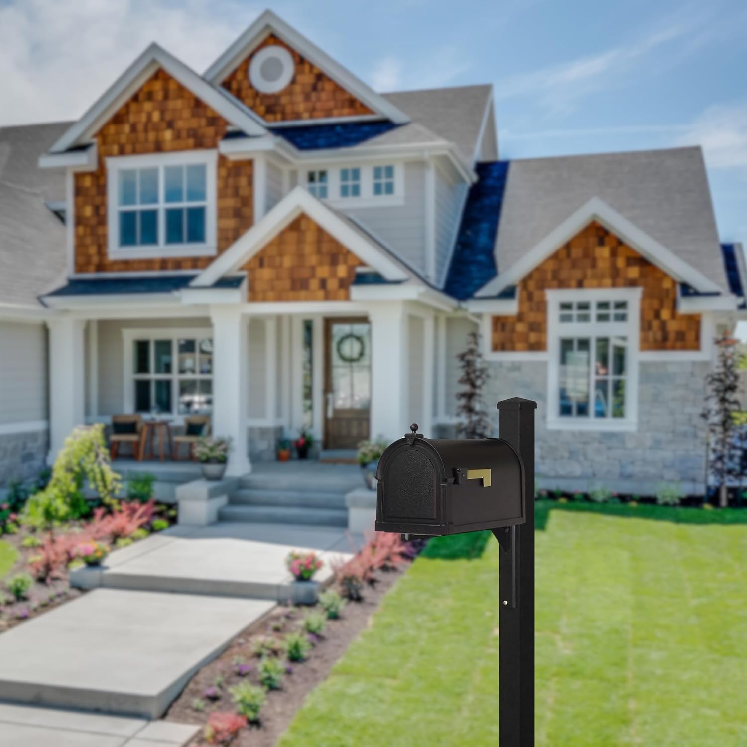 Special Lite Berkshire Curbside Mailbox with Wellington Post - Black Aluminum Mailbox with Post - SCB1015_SPK720-BLK