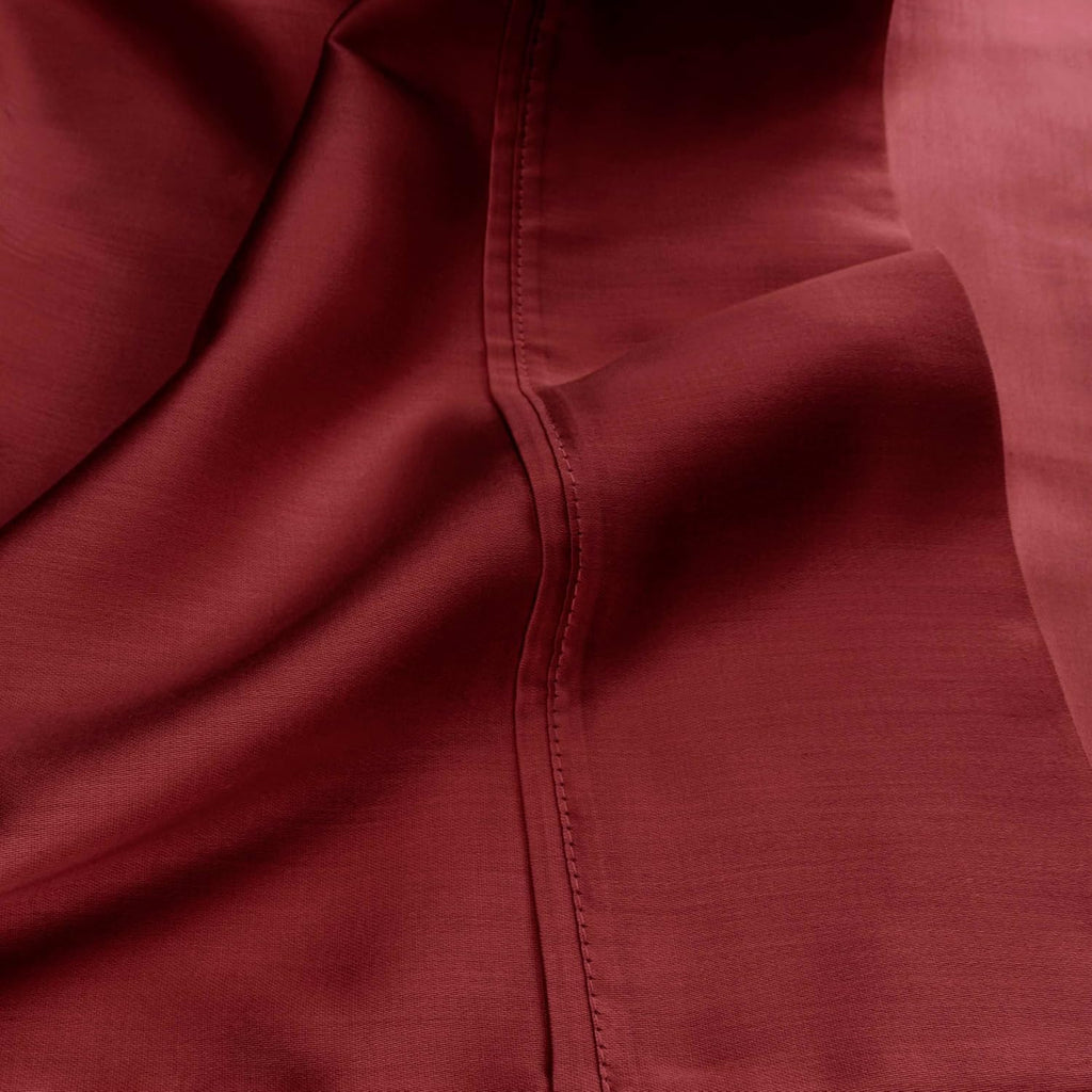 Superior 700 Thread Count Egyptian Cotton Sheet Set, Bedroom Sheets, Home Essentials, Bedding Basics, 1 Elastic Deep Pocket Fitted Bed Sheet, 1 Flat Sheet, 2 Pillowcases, California King, Burgundy