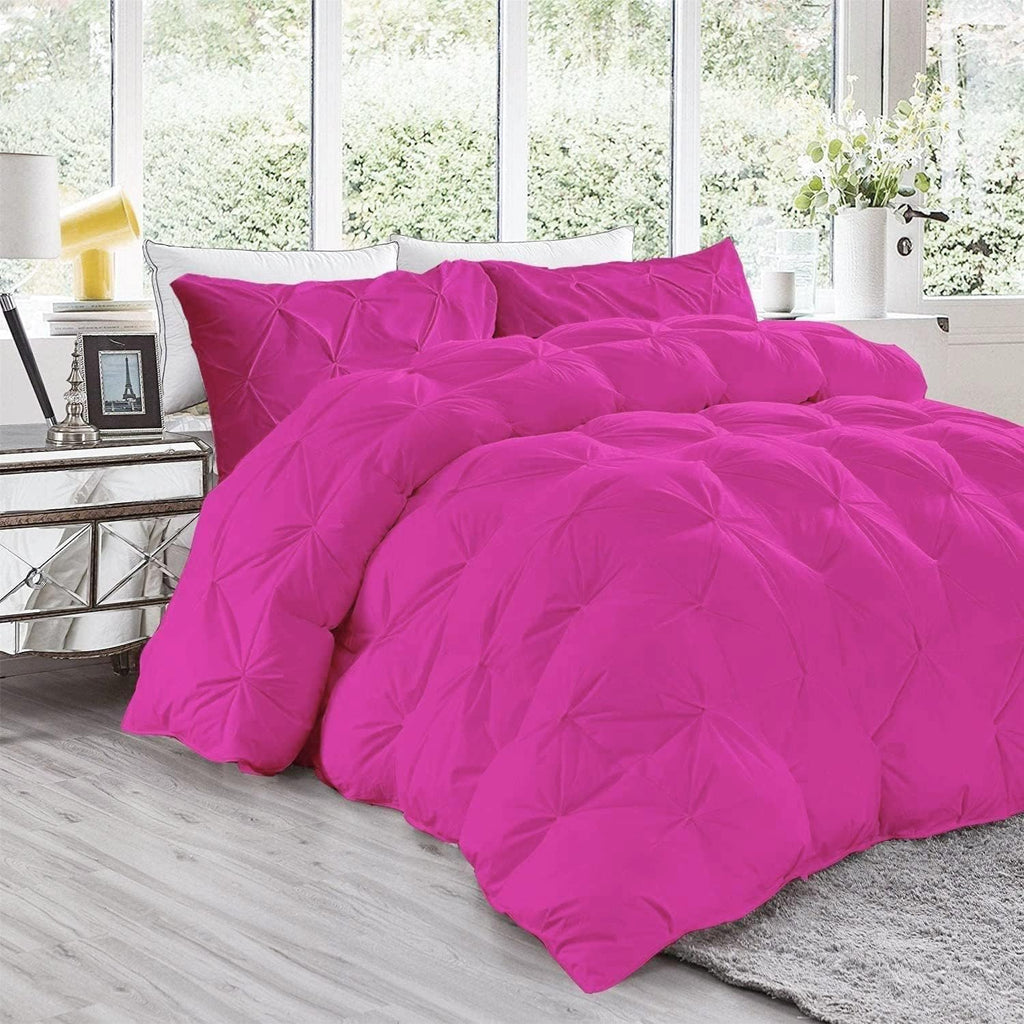 Pinch Pleated Soft 400 GSM All Season Hot Pink 5 Piece Queen Size Comforter Set (Comforter + 4 Pillowcases) 600 Series Egyptian Cotton Comforter Bedding Set