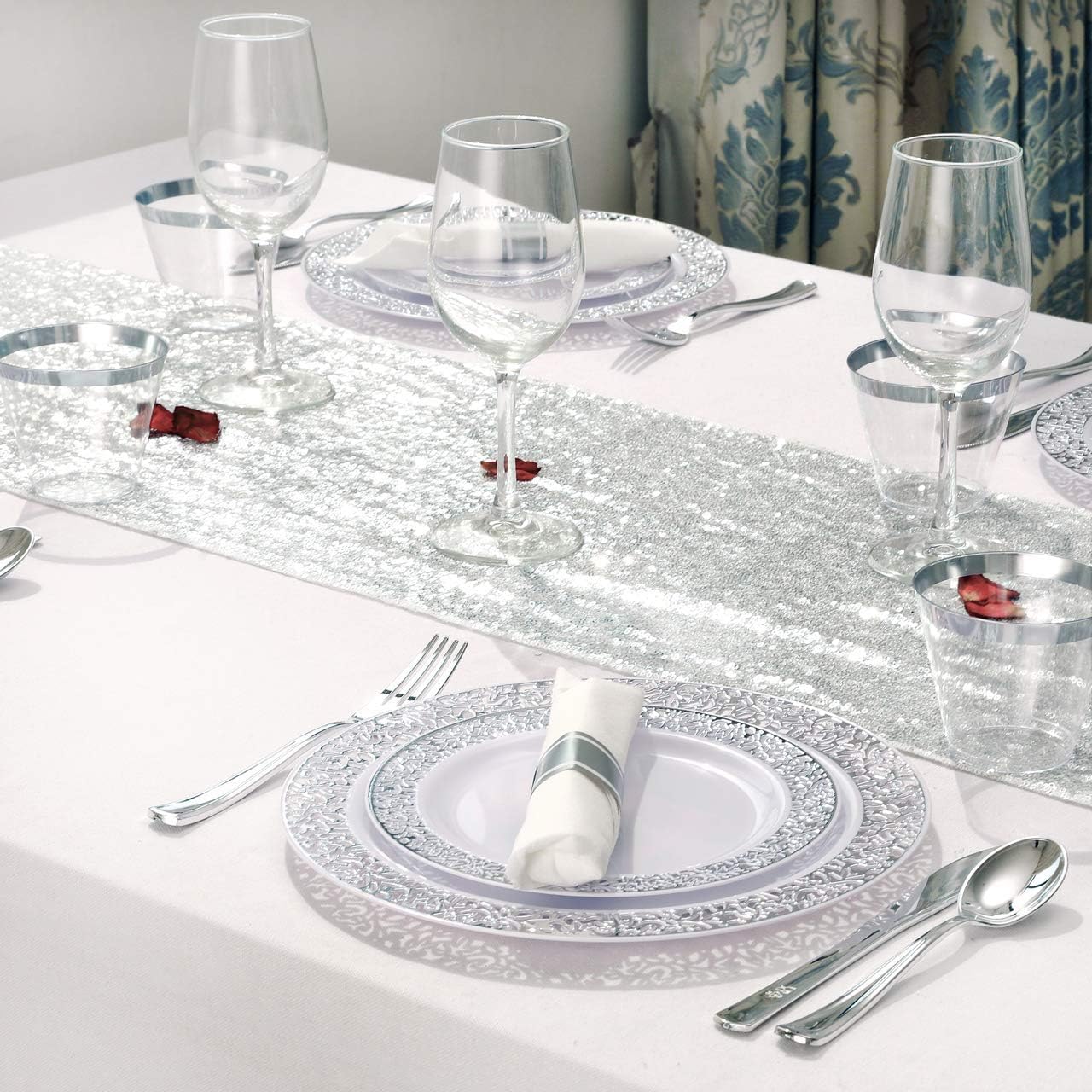 WELLIFE 700 Pieces Silver Disposable Plastic Dinnerware, Includes:100 Dinner Plates, 100 Dessert Plates, 100 Cups, 400 Pre Rolled Napkins with Silver Cutlery
