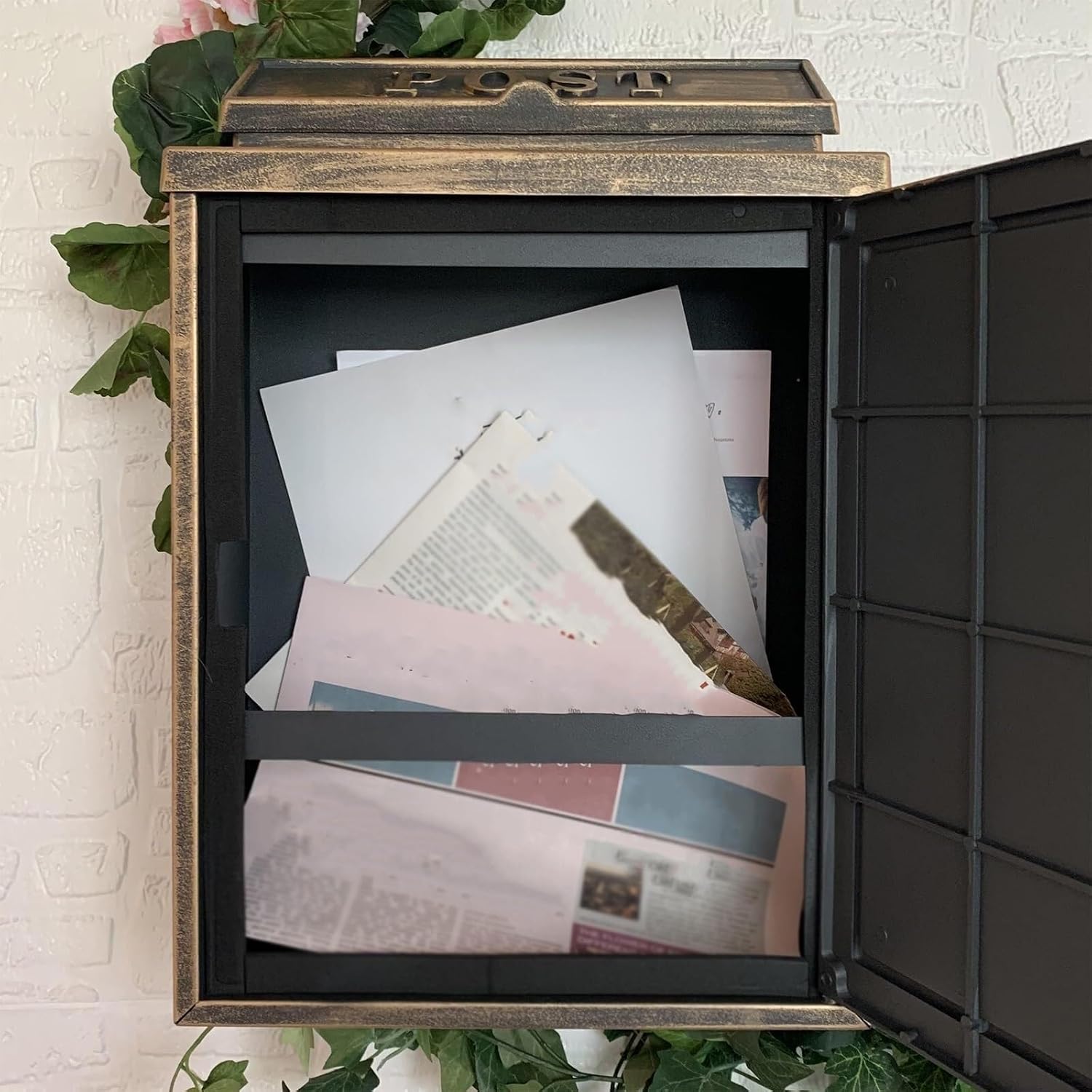 Metal Mailboxes Wall Mounted Mailbox Weatherproof Drop Box Garden Door Home Office Décor Post Box with Lock Suggestion Box