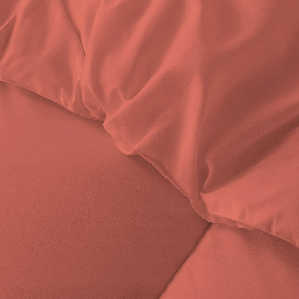 5 PC Straight Line Pattern Comforter Set Premium Super Soft 600 GSM All Season | 1000 Thread Count | 100% Egyptian Cotton ( Full/Queen Size, Brick Red Color)