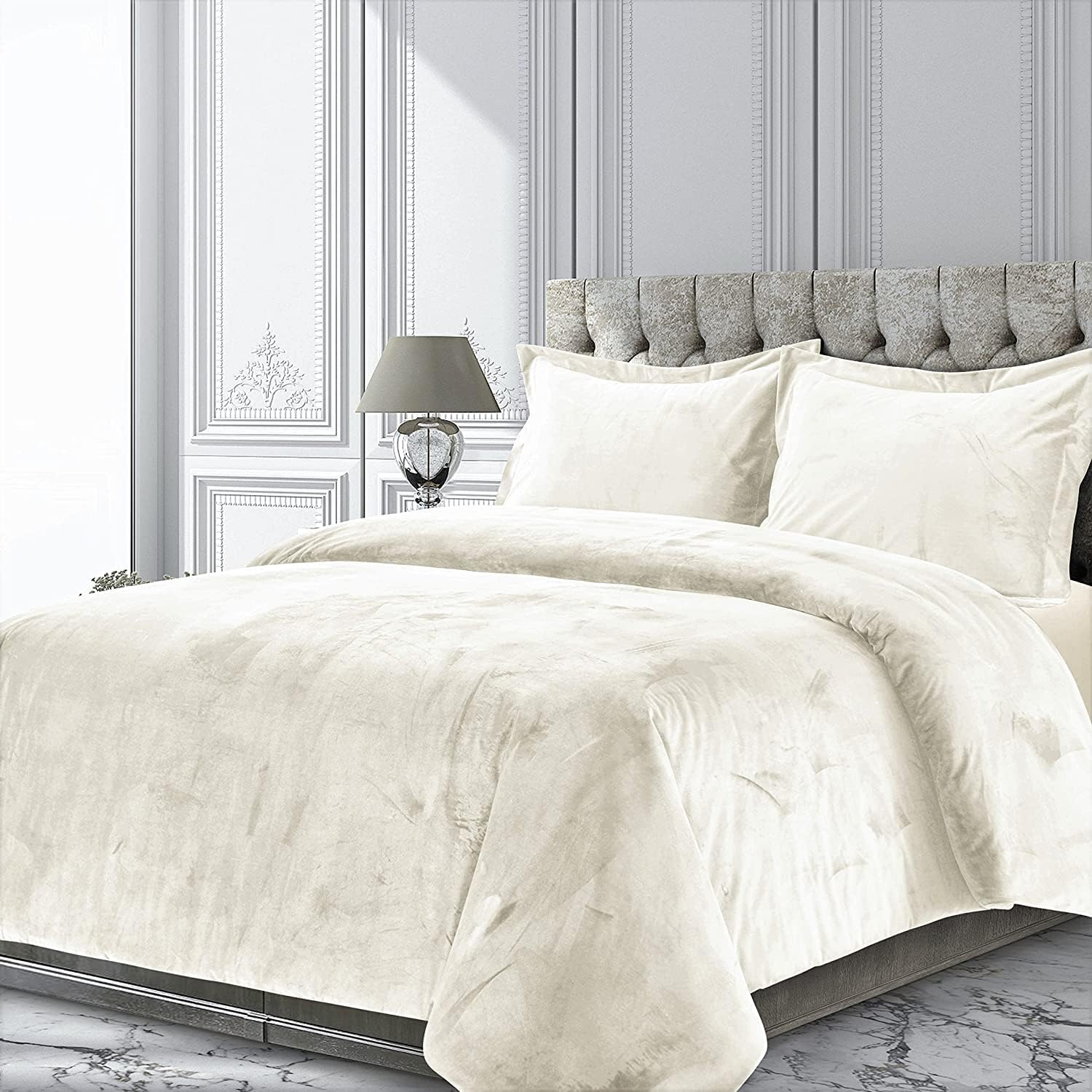 Velvet Comforter Set Oversized Queen 3 Piece (Comforter + 2 Pillowcases) Ivory 600 GSM