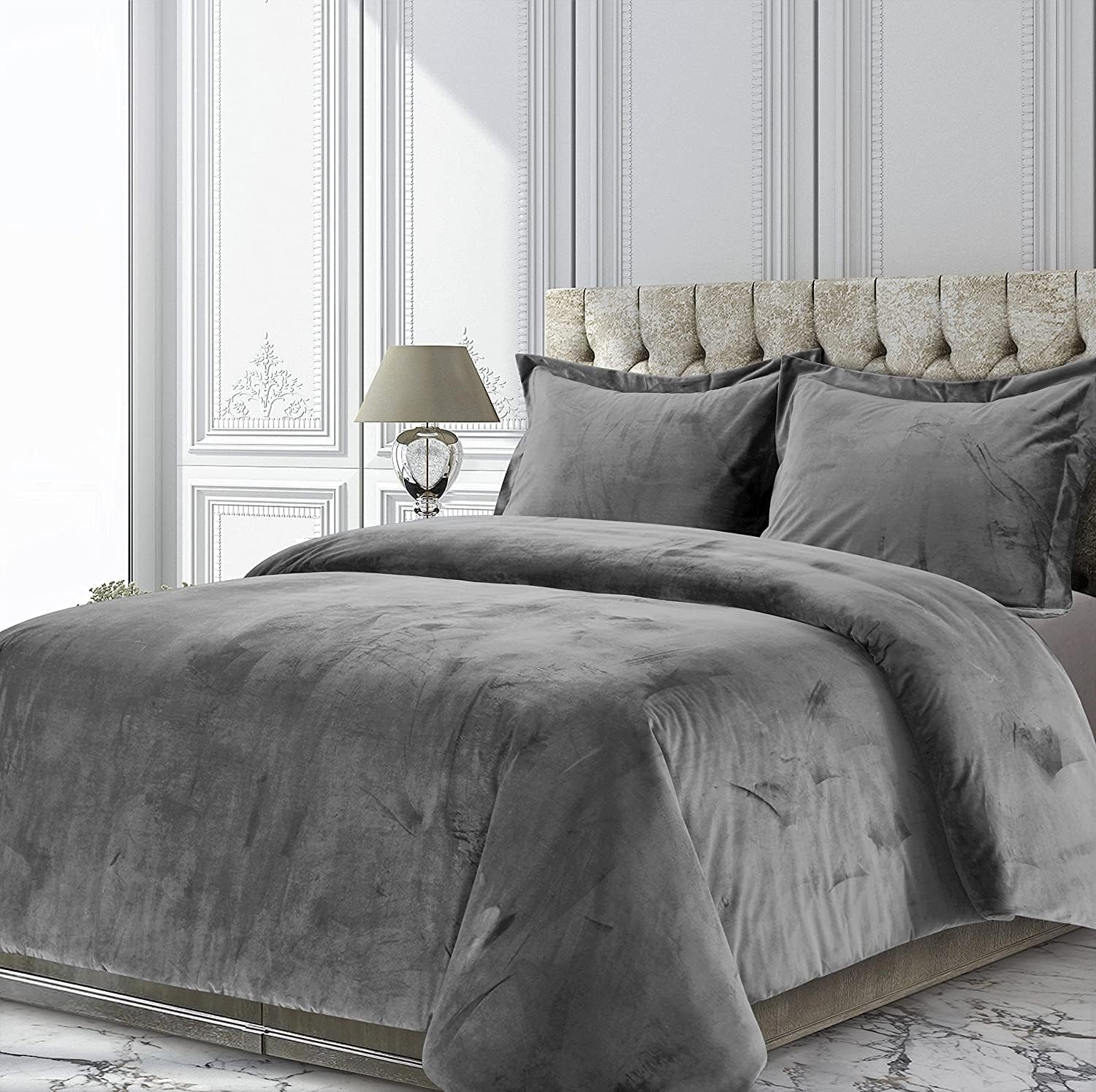 Velvet Comforter Set Oversized Queen 3 Piece (Comforter + 2 Pillowcases) Dark Gray 600 GSM