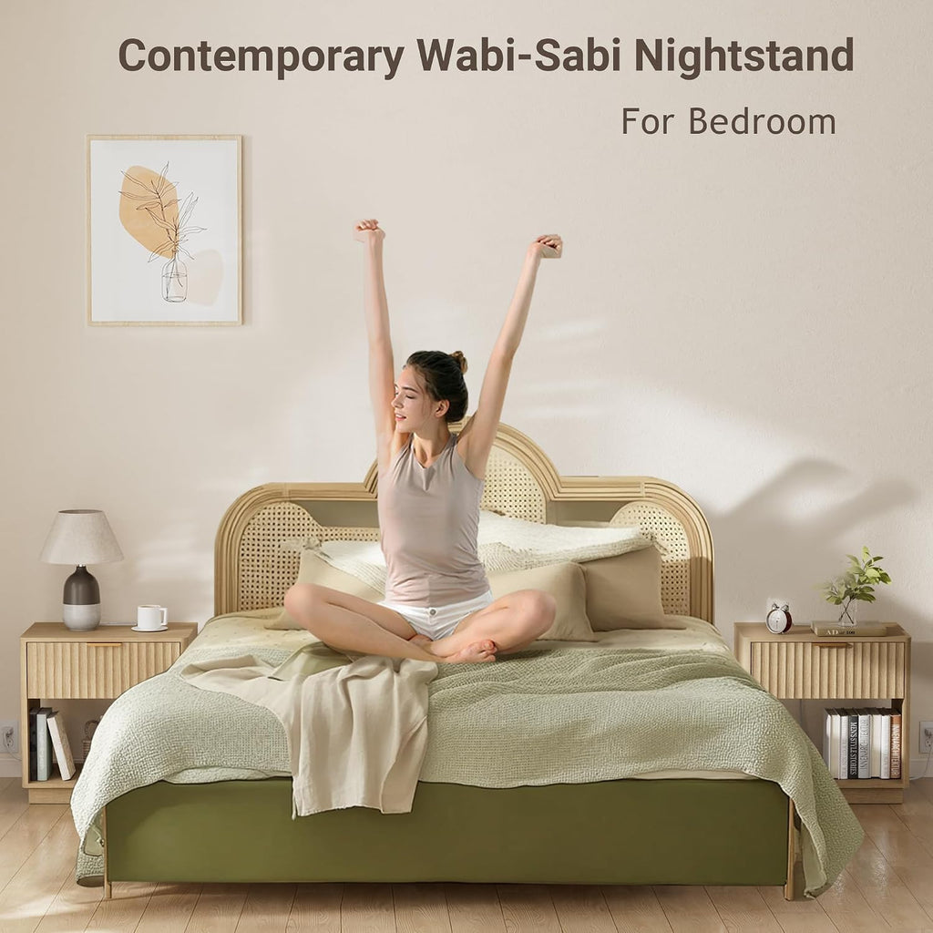 Fluted Nightstand, Night Stand Set 2, 23' Wide Nightstands Set of 2 with Charging Station, Large Wooden End Table with Drawer, Modern Bedside Table for Bedroom, Curved Corners, Natural Oak