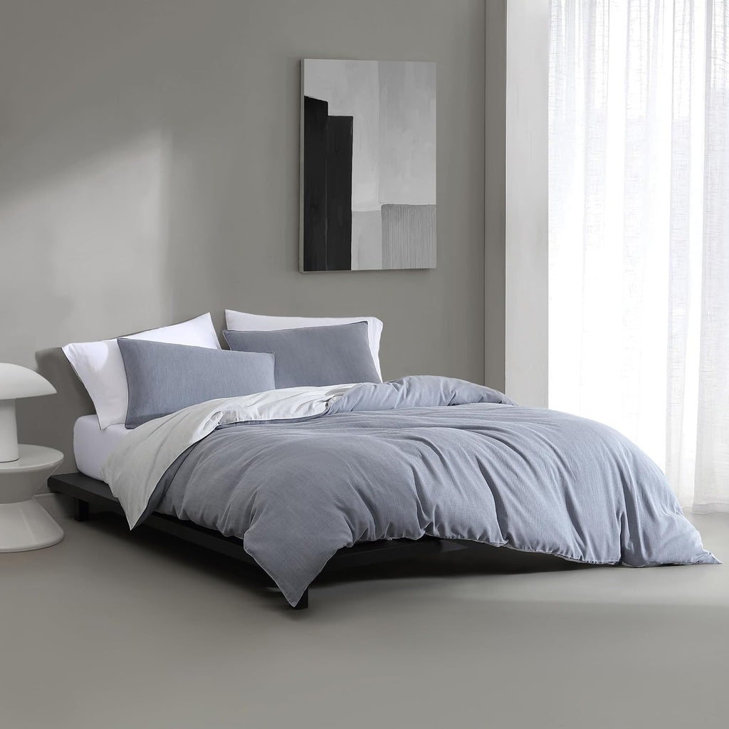 Calvin Klein - Queen Duvet Cover Set, Soft & Reversible Bedding, Crisp Feel with Tailored Top-Stitching & Hidden Zipper, 3 Piece Bed Set with Matching Pillowcases (Slate Blue)