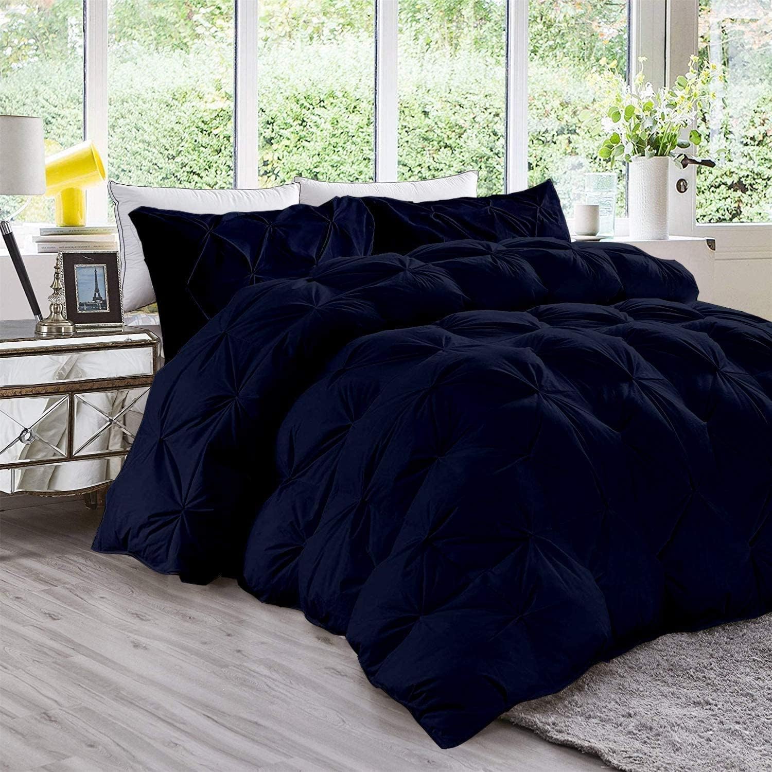 Pinch Pleated Soft 400 GSM All Season Navy Blue 5 Piece Queen Size Comforter Set (Comforter + 4 Pillowcases) 600 Series Egyptian Cotton Comforter Bedding Set
