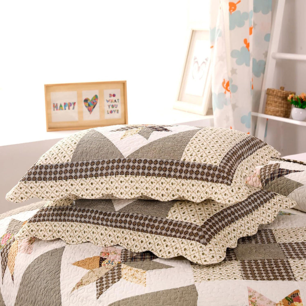 YAYIDAY Oversized Queen Bedspread Patchwork Quilt Set (110x118 Inch) - 100% Cotton Reversible Breathable Brown Geometric Quilted Coverlet with Pillow Shams for All Seasons