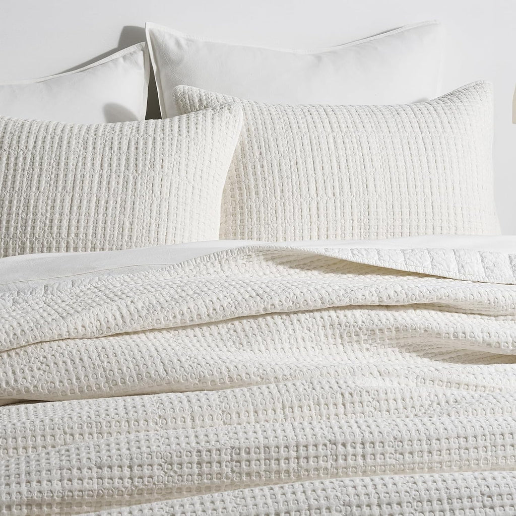 EverGrace Stonewashed 100% Natural Cotton Waffle Quilt Set Queen Size 3 Pieces, Durable, Textured & Substantial Bedding, Quilted Coverlet Bedspread with 2 Shams for All Seasons, Bright White