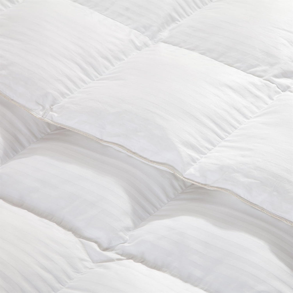 Full/Queen Size Super Luxurious White Damask Stripe 1200 Thread Count Siberian Goose Down Comforter, Baffle Box Design, 100 Percent Egyptian Cotton, 1200 TC, 750FP, 60Oz, White Damask Stripe Style