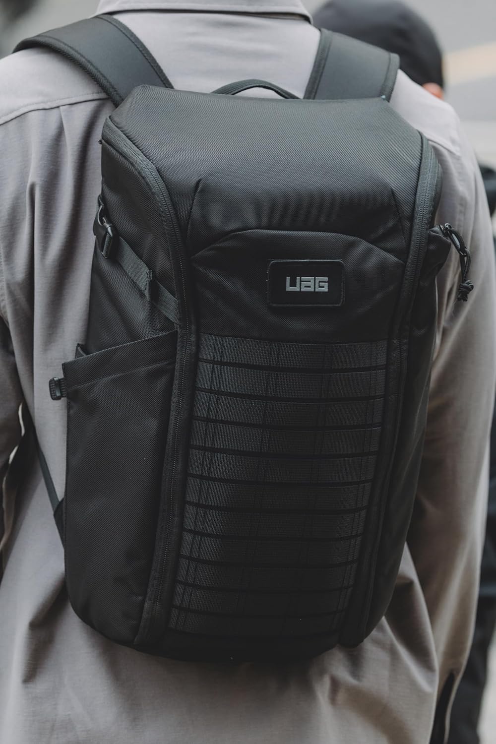 URBAR ARMOR GEAR UAG 20-Liter Laptop Backpack - Lightweight Travel Carry-on Luggage Daypack Fits up to 16' Laptop, Civilian Black/Orange