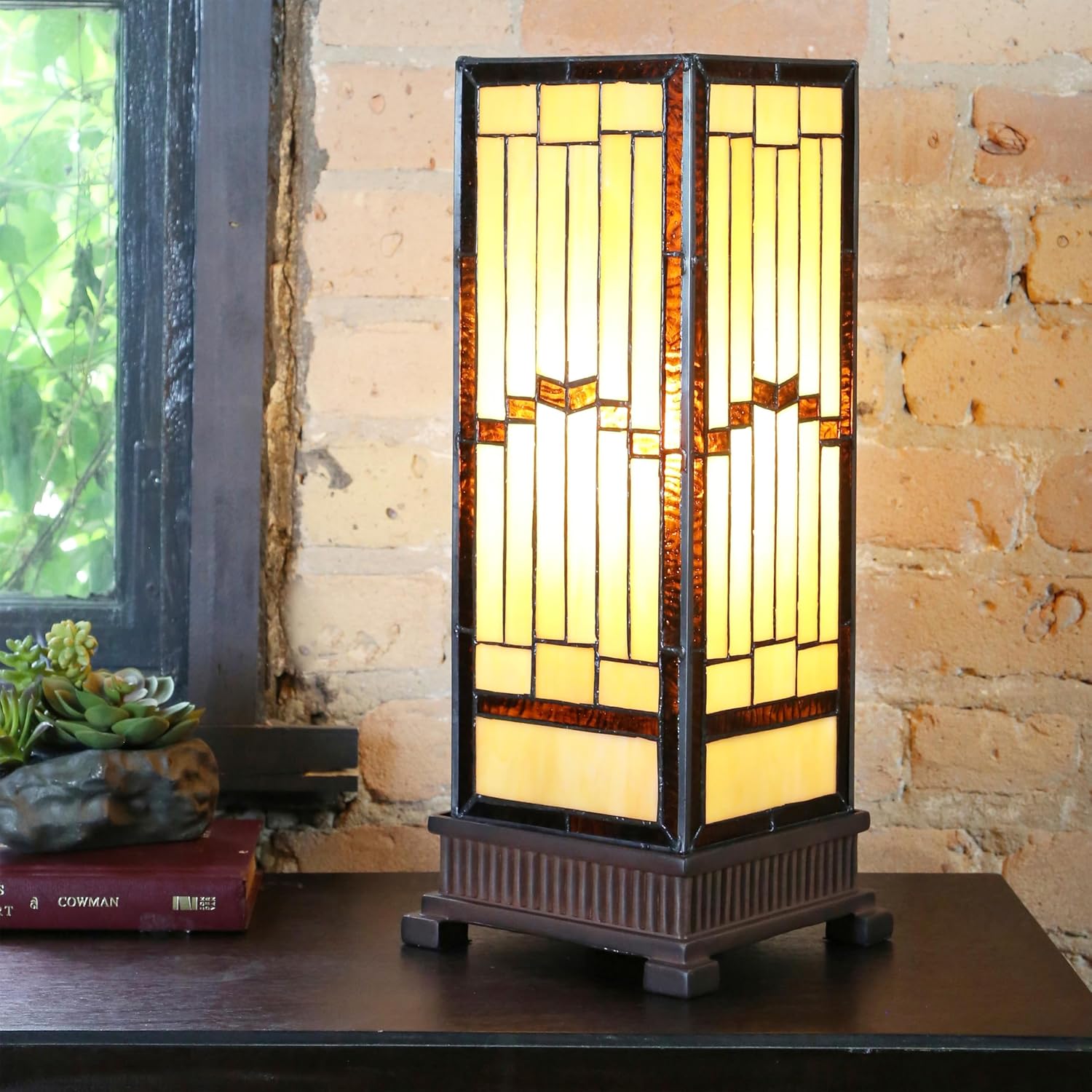 RIVER OF GOODS Rustic Stained Glass Table Lamp - 17.25' H - Vintage Table Lamp for Bedroom - Bedside Night Light Hurricane Lamp - Desk Lamps for Home Office - Tiffany Style