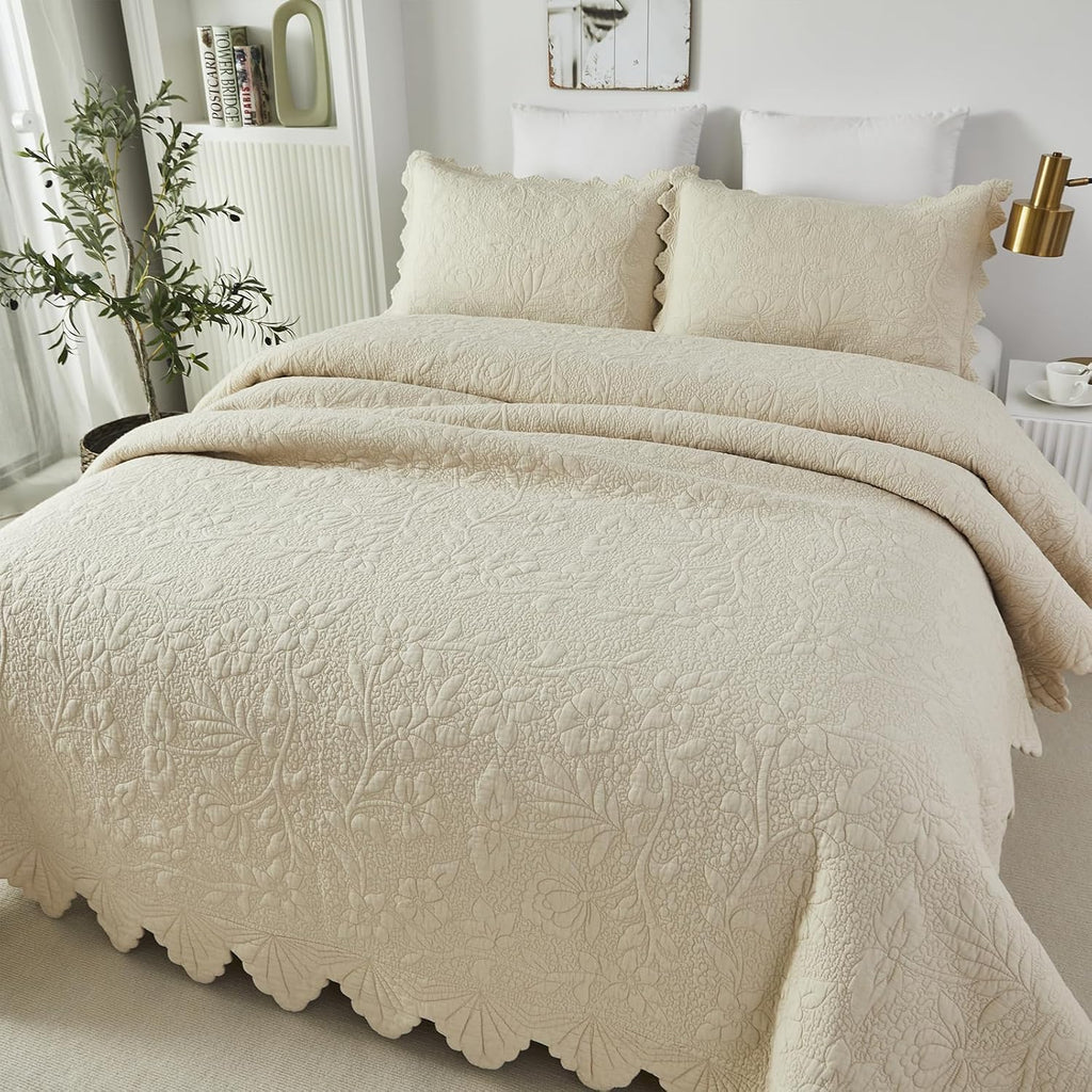 Brandream Queen Size Quilt Set Cotton Beige Quilts Luxury Farmhouse Bedding Set Matelasse Coverlet Scalloped Quilt Set 3-Piece