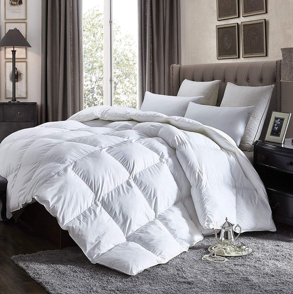 Luxurious California King Size Lightweight Goose Down Comforter Duvet Insert All Season, 1200 Thread Count 100% Egyptian Cotton, 45 oz Fill Weight, (Cal) King