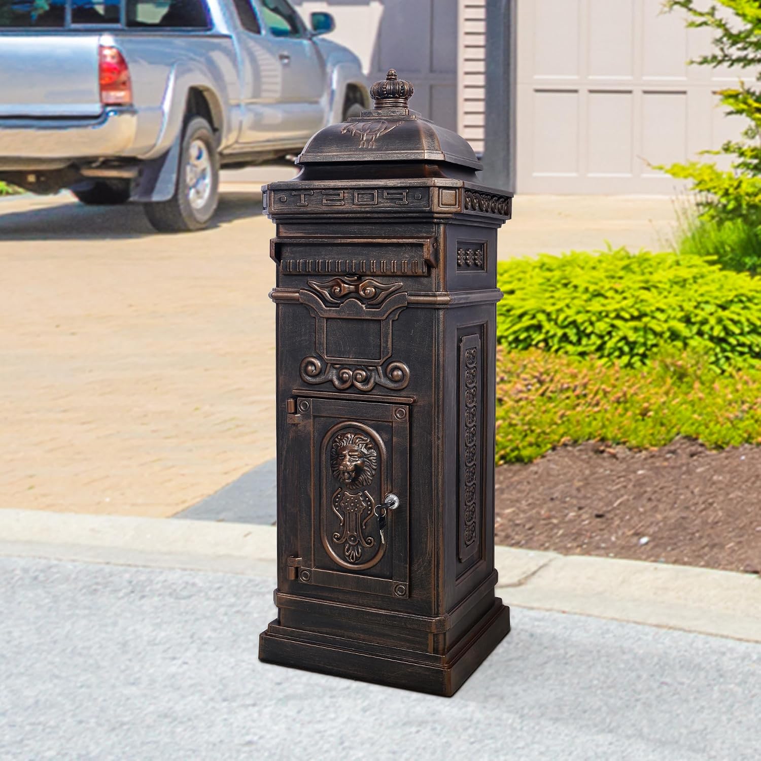 Vintage Large-Capacity Cast Aluminum Mailbox, Outdoor Weatherproof Floor Standing Postbox, Decorative Copper Finish Letter Box with Lock, Roman Column Design for Home Use (Bronze)