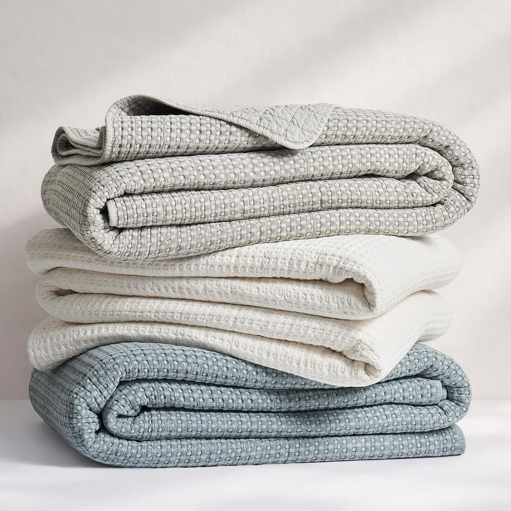 EverGrace Stonewashed 100% Natural Cotton Waffle Quilt Set King Size 3 Pieces, Soft, Breathable & Substantial Bedding, Quilted Coverlet Bedspread with 2 Shams for All Seasons, Blue Linen