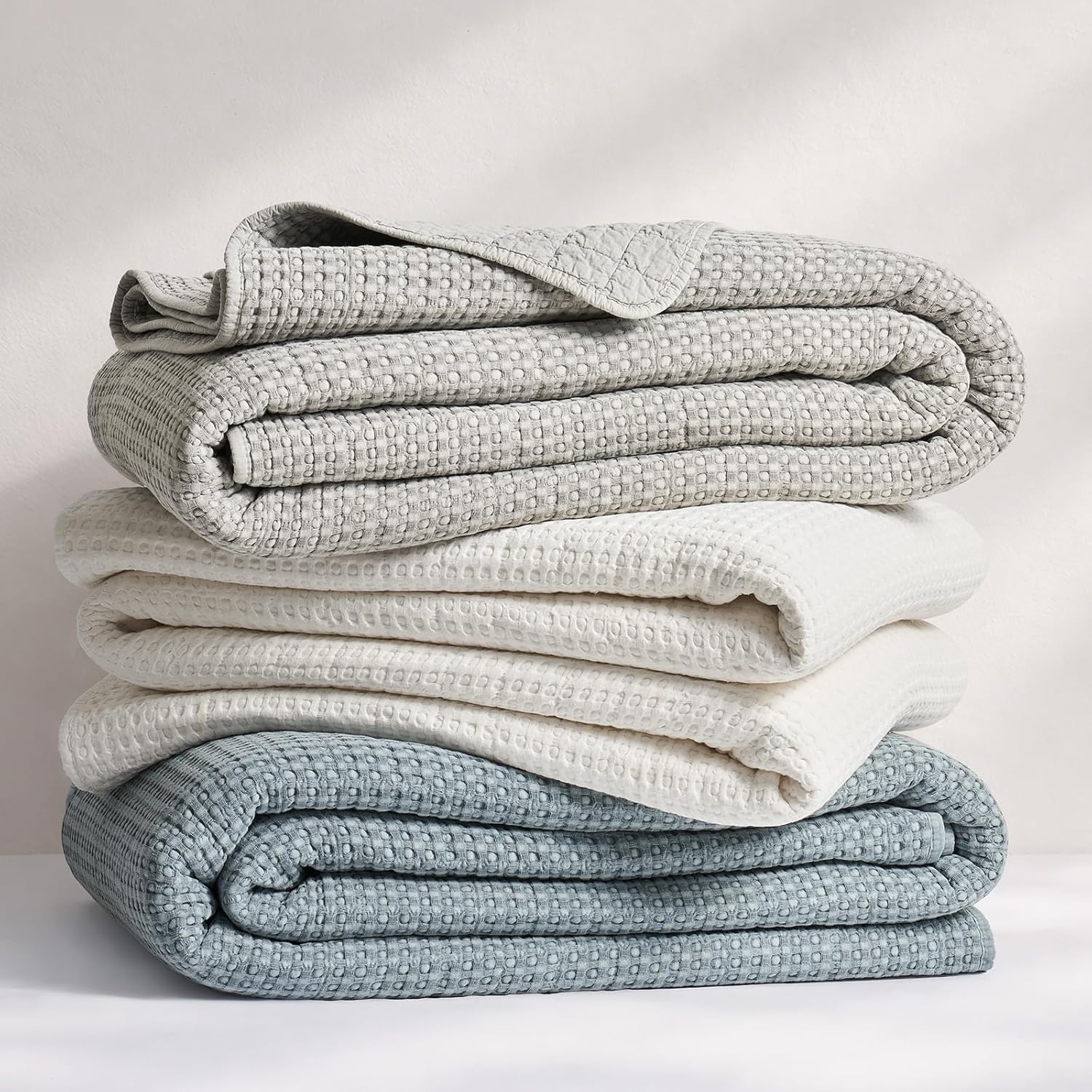 EverGrace Stonewashed 100% Natural Cotton Waffle Quilt Set King Size 3 Pieces, Soft, Breathable & Substantial Bedding, Quilted Coverlet Bedspread with 2 Shams for All Seasons, Blue Linen