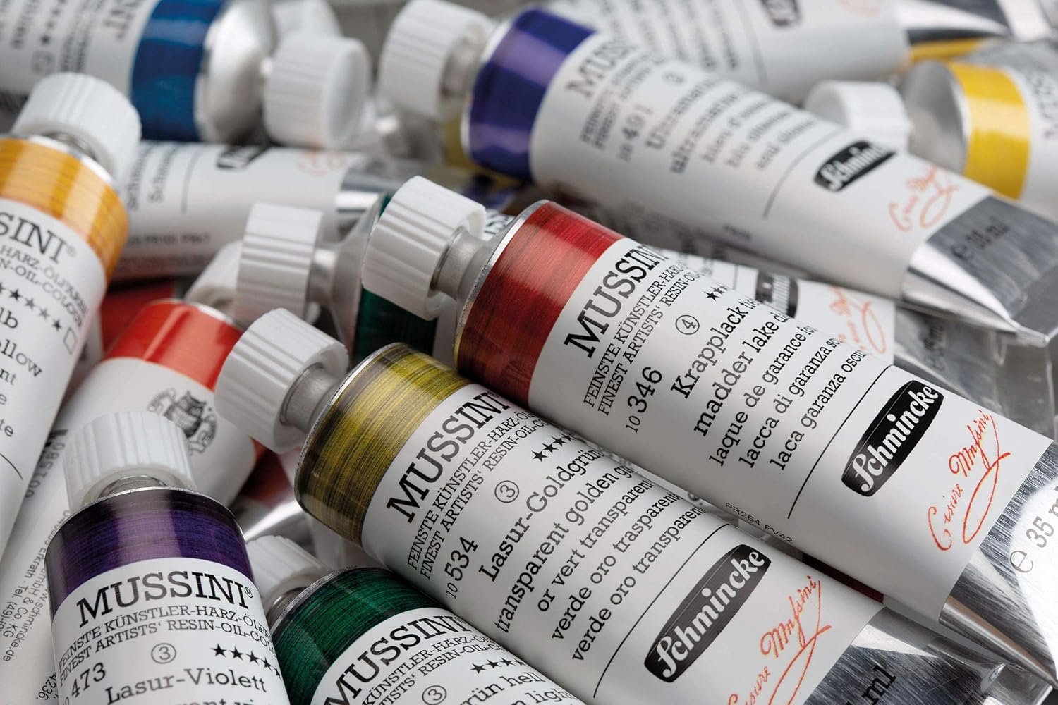 Schmincke - MUSSINI® Finest Resin Oil Colors Premium Wooden Box Oil Painting, 15 x 35 ml Set, 70 615 097,White 150 ml, Terpin, Palette Plug, 3 Brushes, Palette Knife, etc.