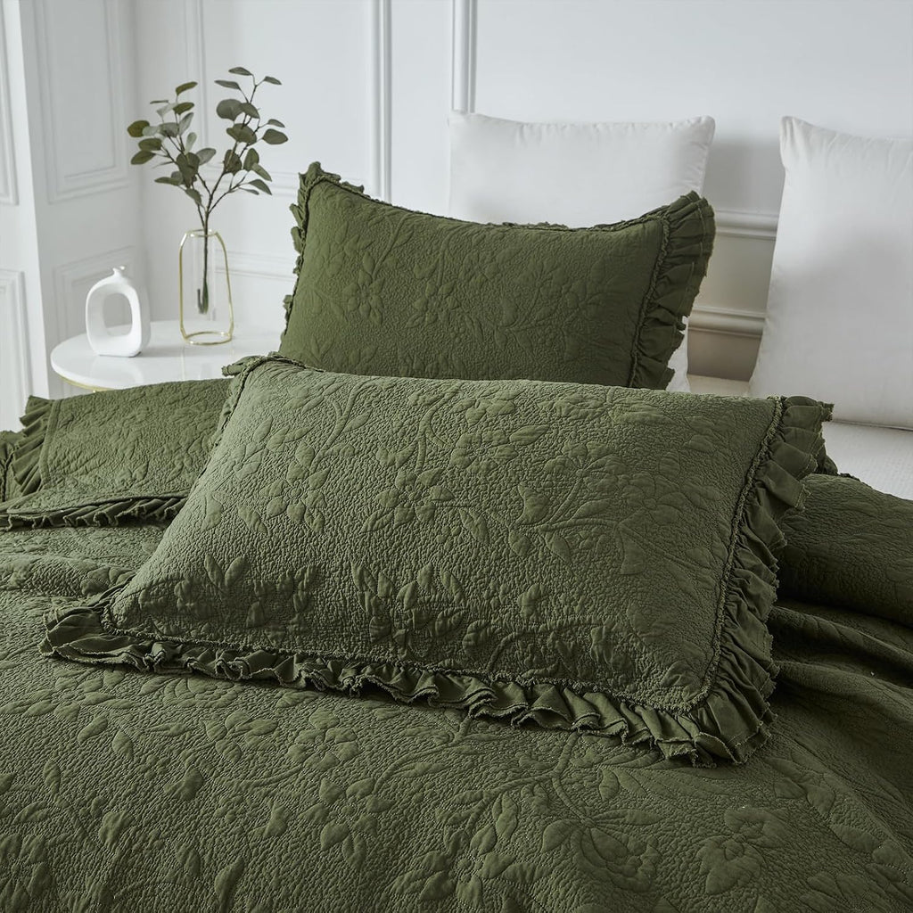 Brandream Quilt Set King Size Cotton Floral and Vines Matelasse Bedding Lightweight Ruffled Quilt Set 3-Piece Olive Green