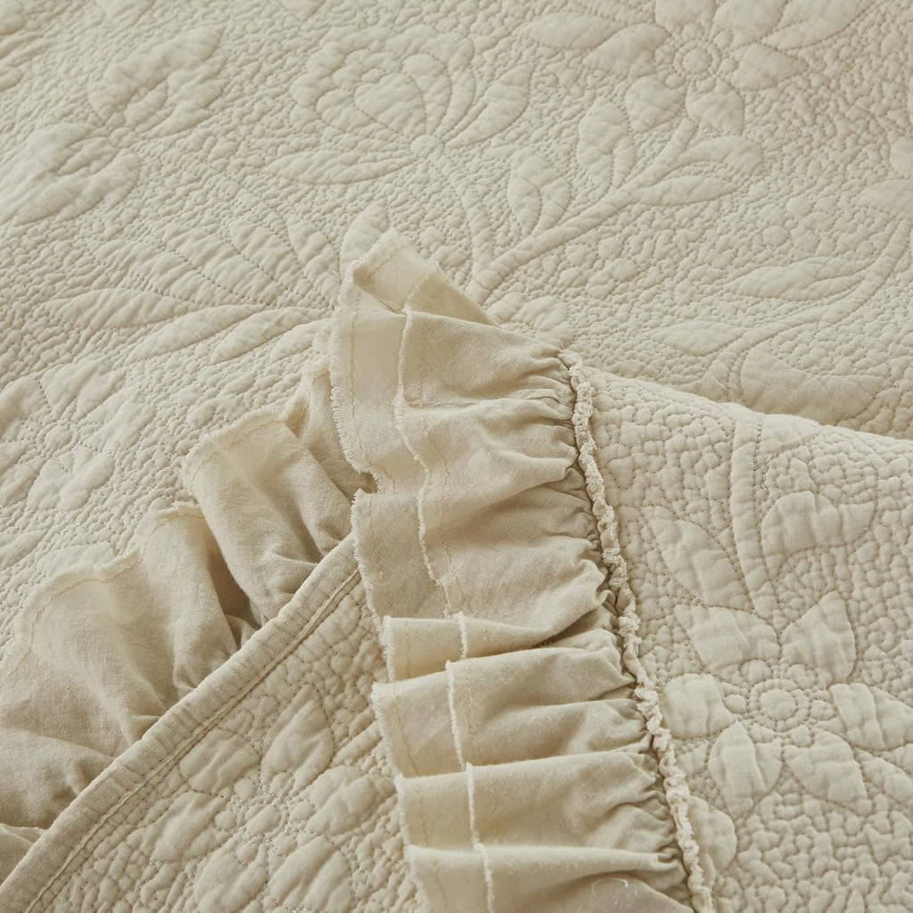 Brandream Luxury Cotton Quilt Set Queen Size ?Handcrafted Floral Vine Stitching Beige Ruffled Edge Bedspread Heirloom Quilt Bedding Set 3-Piece