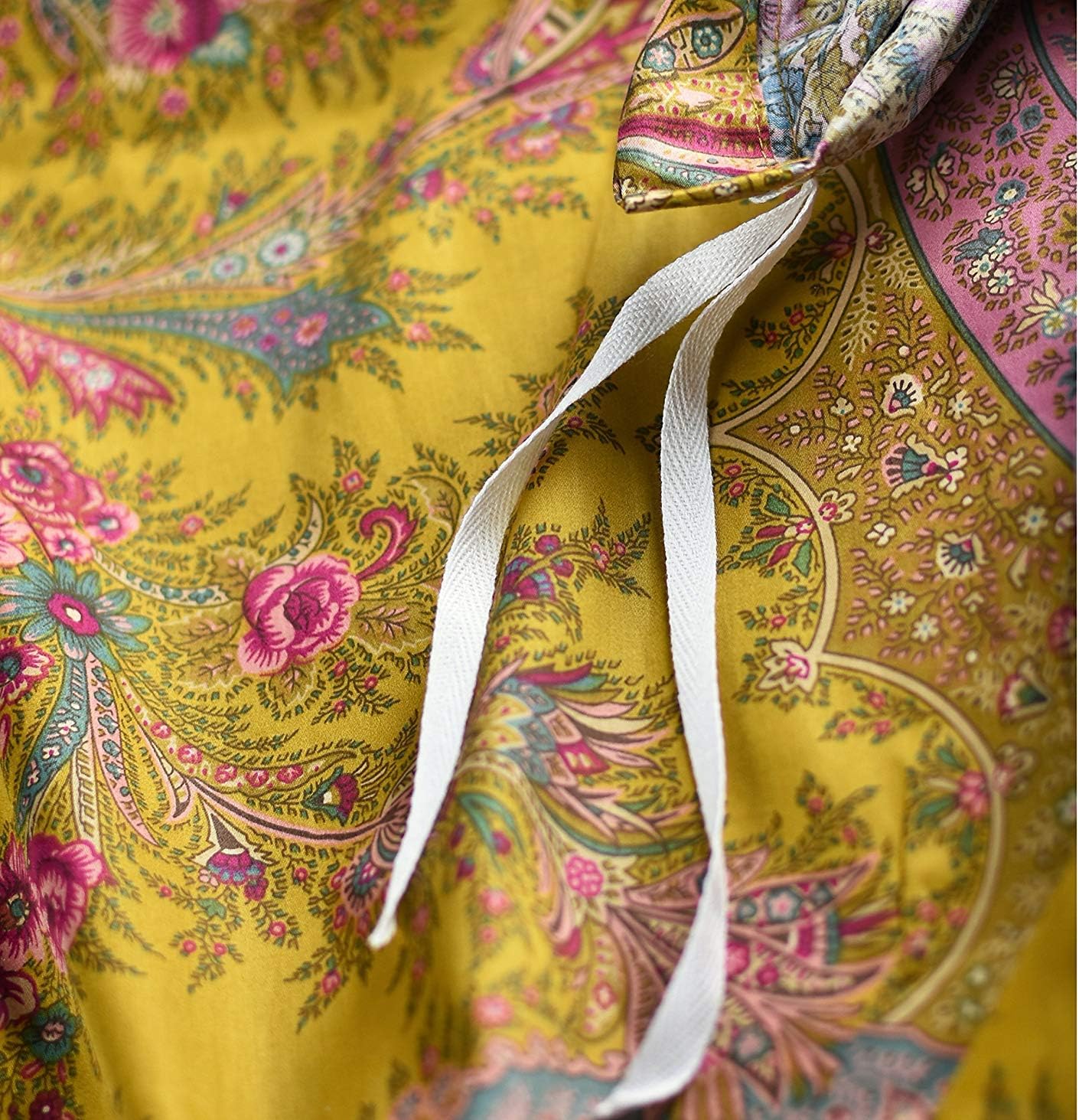 Classical Paisley Duvet Cover 3pc Set Bohemian Bedding Bothe Damask Antique Drawing Medallion 400TC Egyptian Cotton Sateen Luxury European Traditional Boho Floral Scarf Style Bed Linen (Mustard, King)
