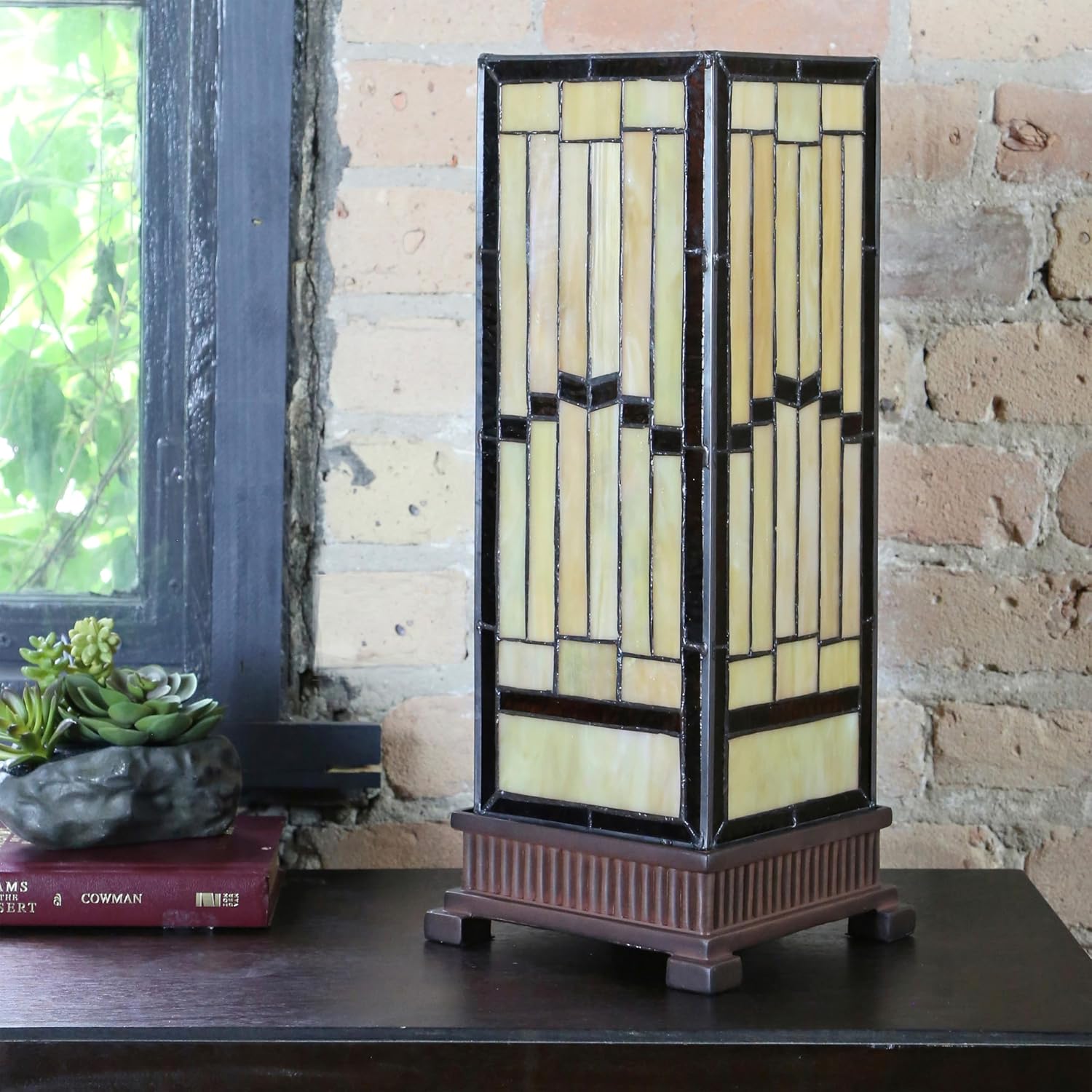 RIVER OF GOODS Rustic Stained Glass Table Lamp - 17.25' H - Vintage Table Lamp for Bedroom - Bedside Night Light Hurricane Lamp - Desk Lamps for Home Office - Tiffany Style