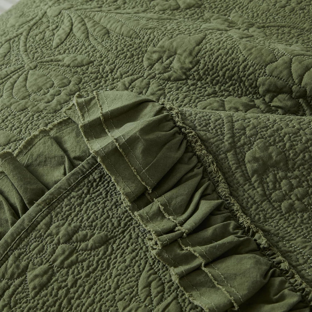 Brandream Quilt Set King Size Cotton Floral and Vines Matelasse Bedding Lightweight Ruffled Quilt Set 3-Piece Olive Green