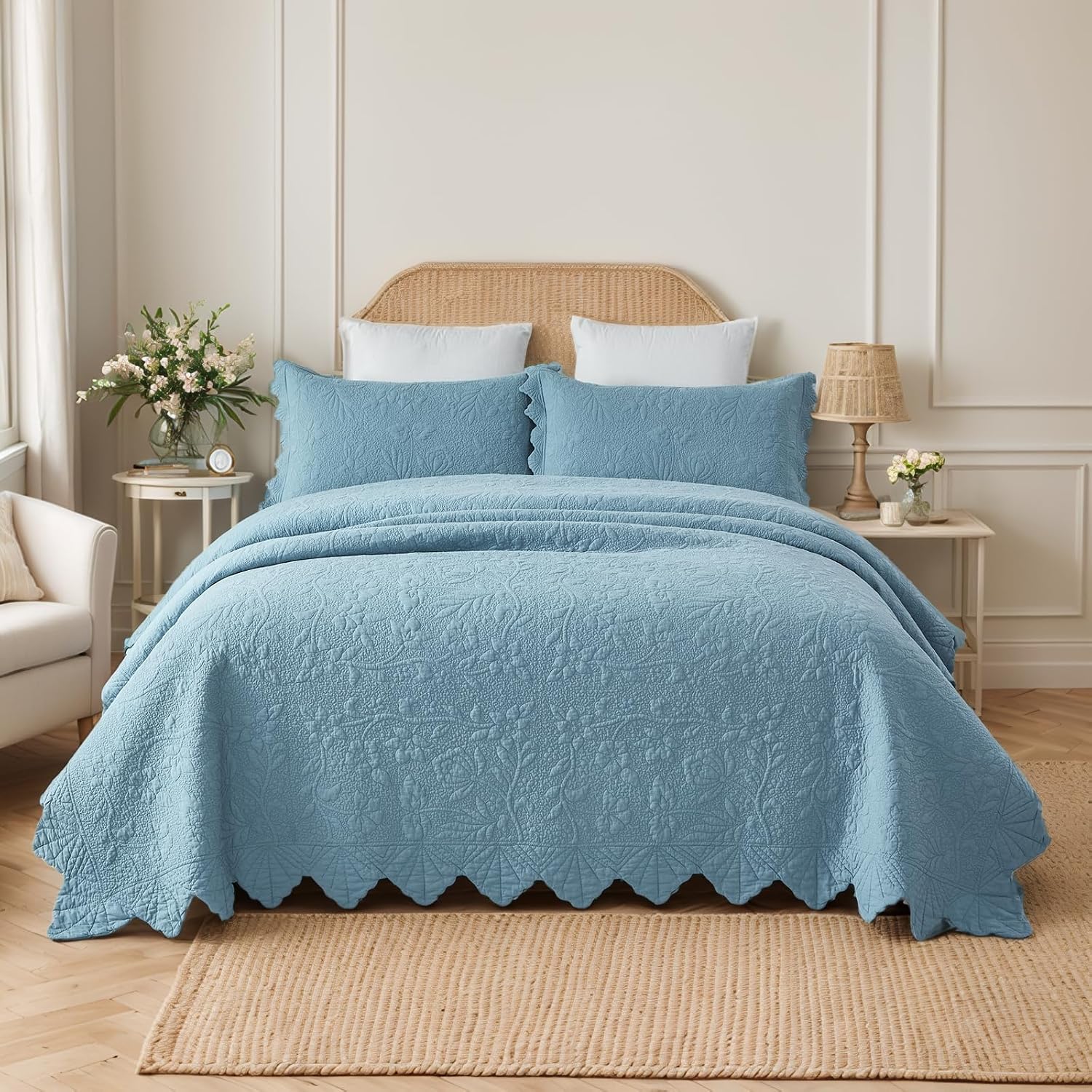 Brandream Luxury 100% Cotton Quilt Set Queen Size Blue Floral Vine Matelasse Stitching Hand-Finished Scalloped Edges Vintage-Inspired Textured Coverlet 3-Piece